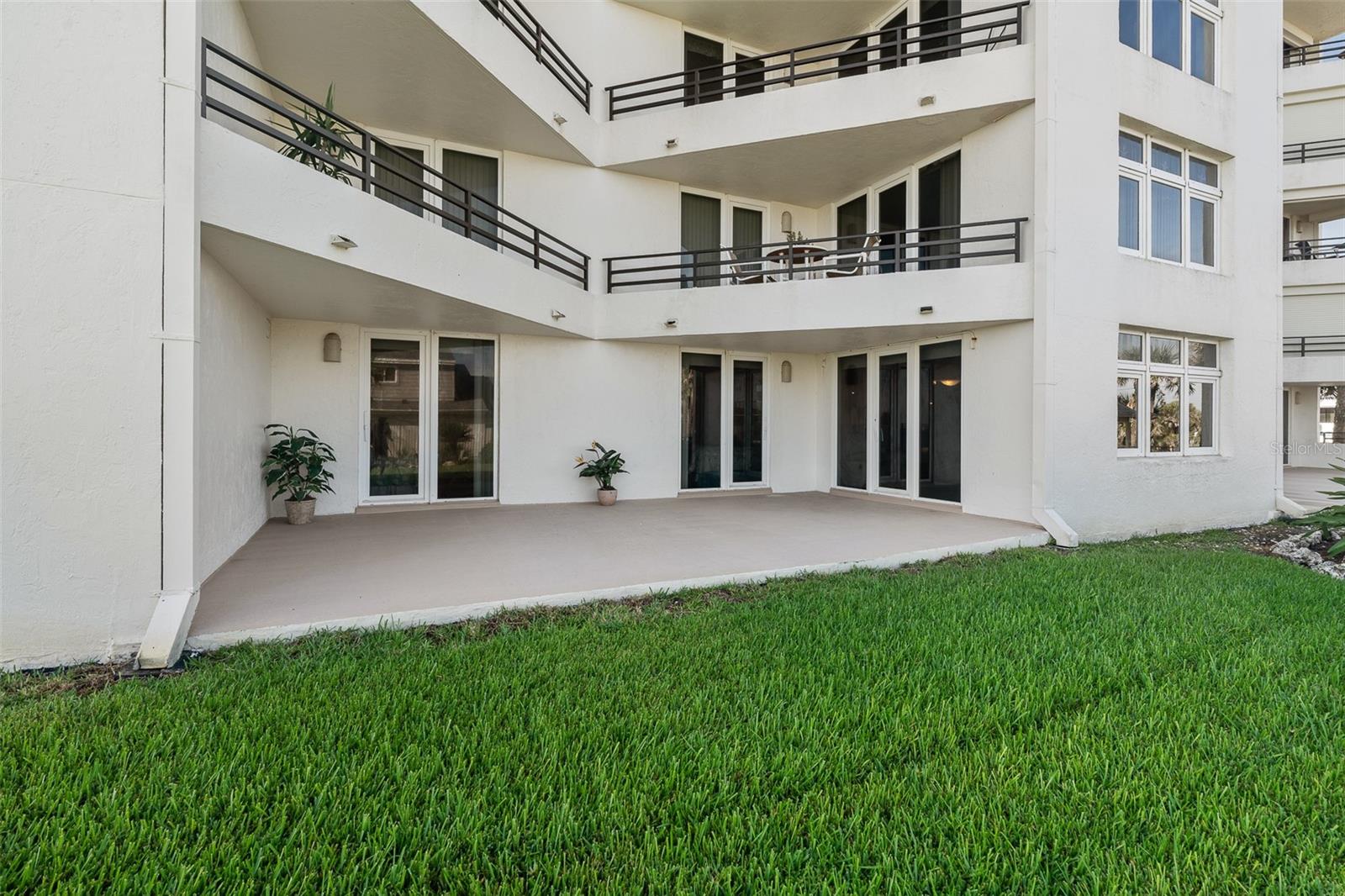 305 S ATLANTIC AVE #102, ORMOND BEACH, FL, 32176