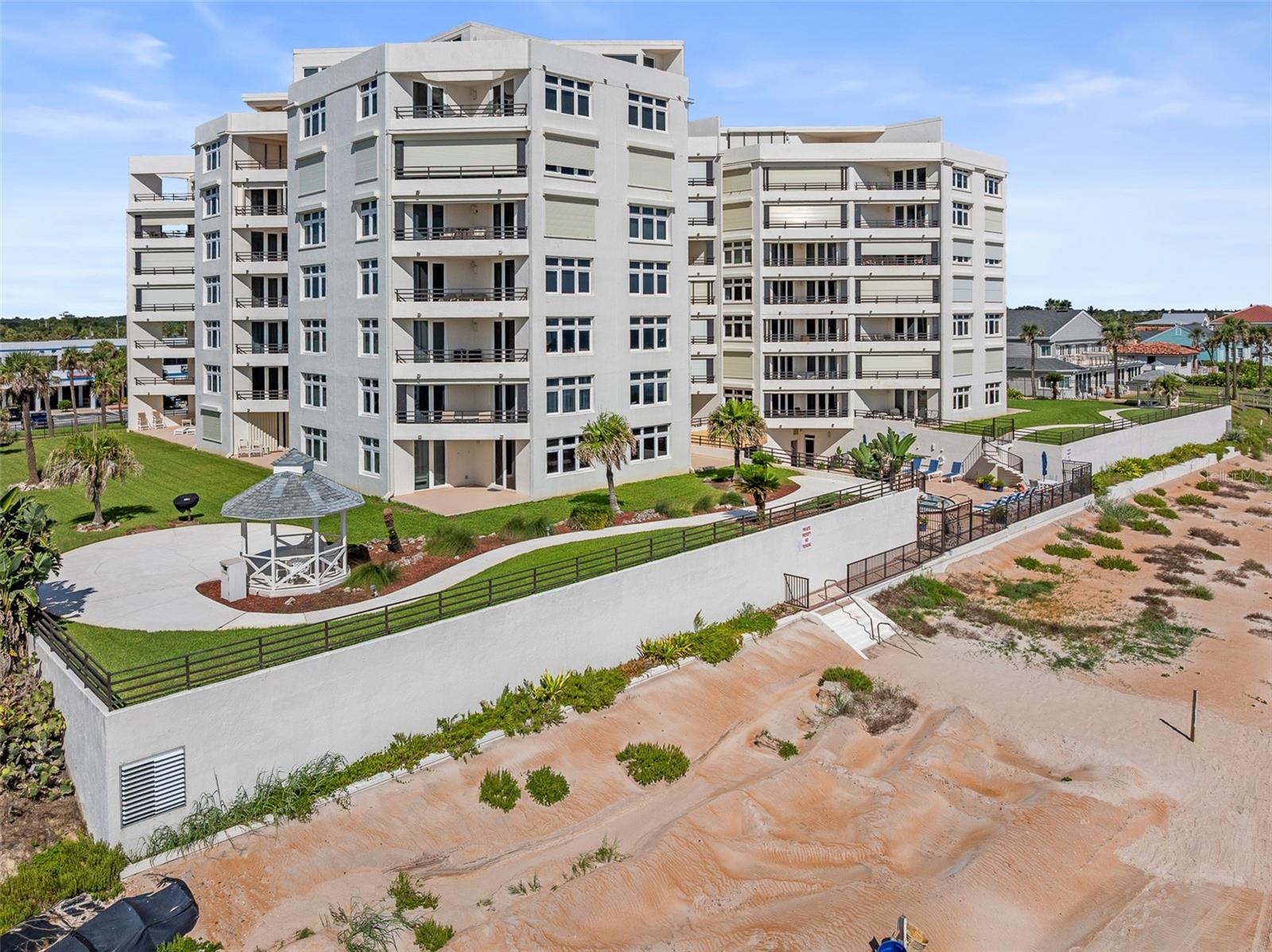 305 S ATLANTIC AVE #102, ORMOND BEACH, FL, 32176