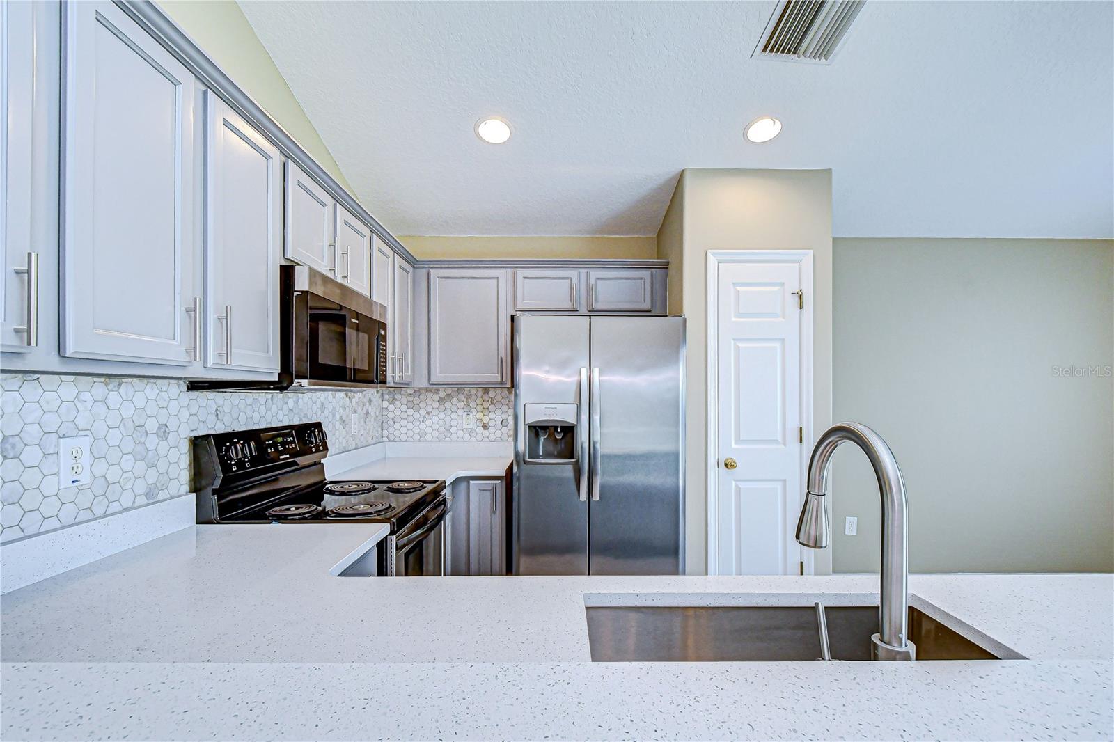 6029 SWEET WILLIAM TER, LAND O LAKES, FL, 34639