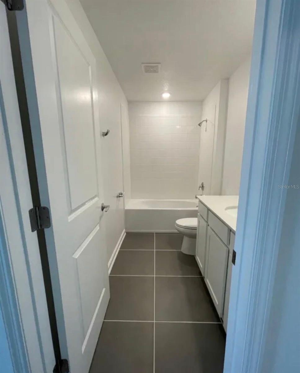 1054 JOHN JACOB RD, DAVENPORT, FL, 33837