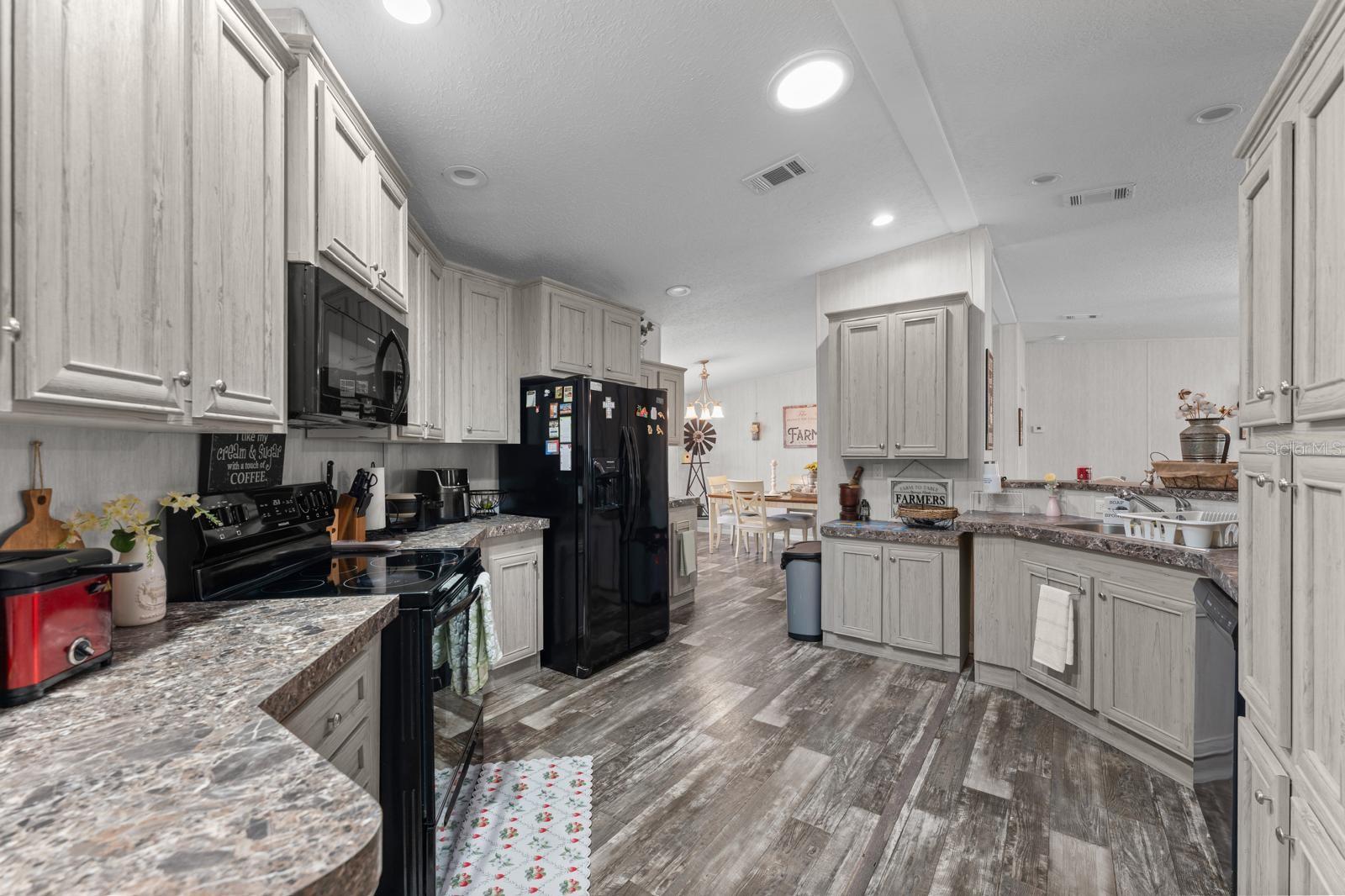 6300 GREEN POND RD, POLK CITY, FL, 33868