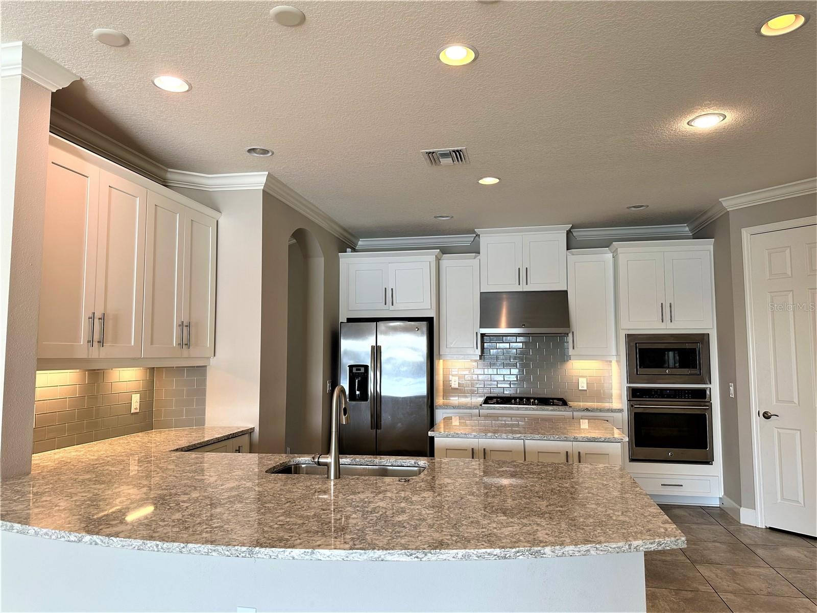 6215 ANISE DR, SARASOTA, FL, 34238