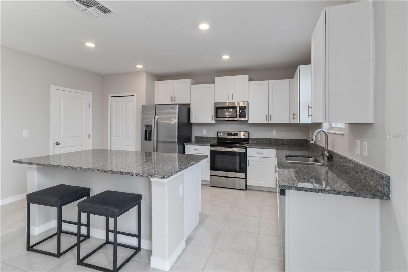 5478 GRAYS HARBOR CT, WIMAUMA, FL, 33598