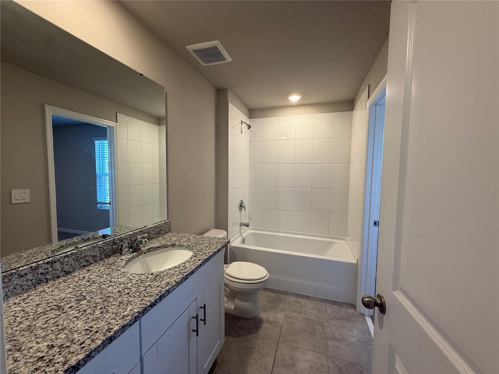 7649 INTREPID RD, WESLEY CHAPEL, FL, 33545