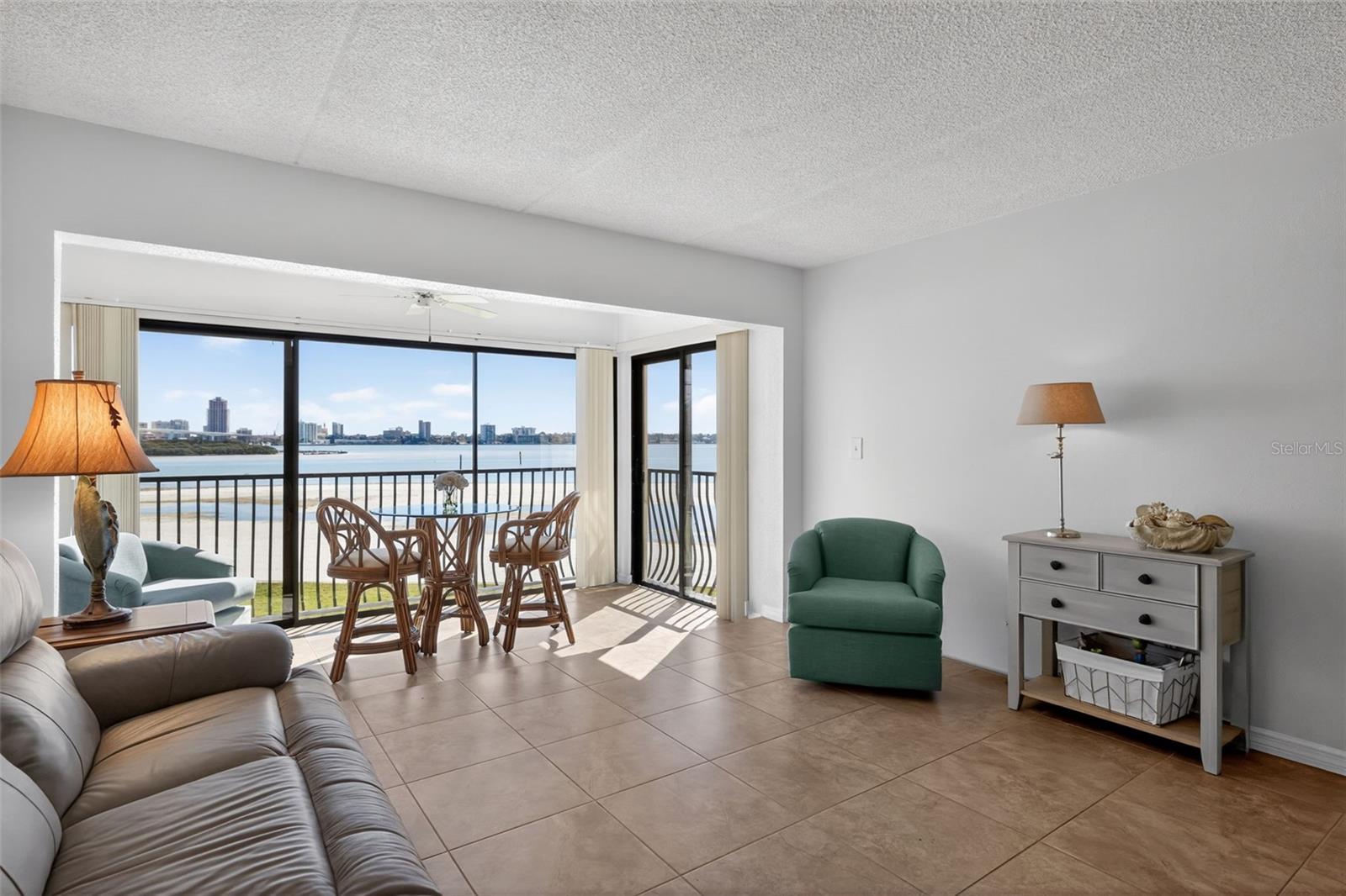 865 S GULFVIEW BLVD #207, CLEARWATER BEACH, FL, 33767