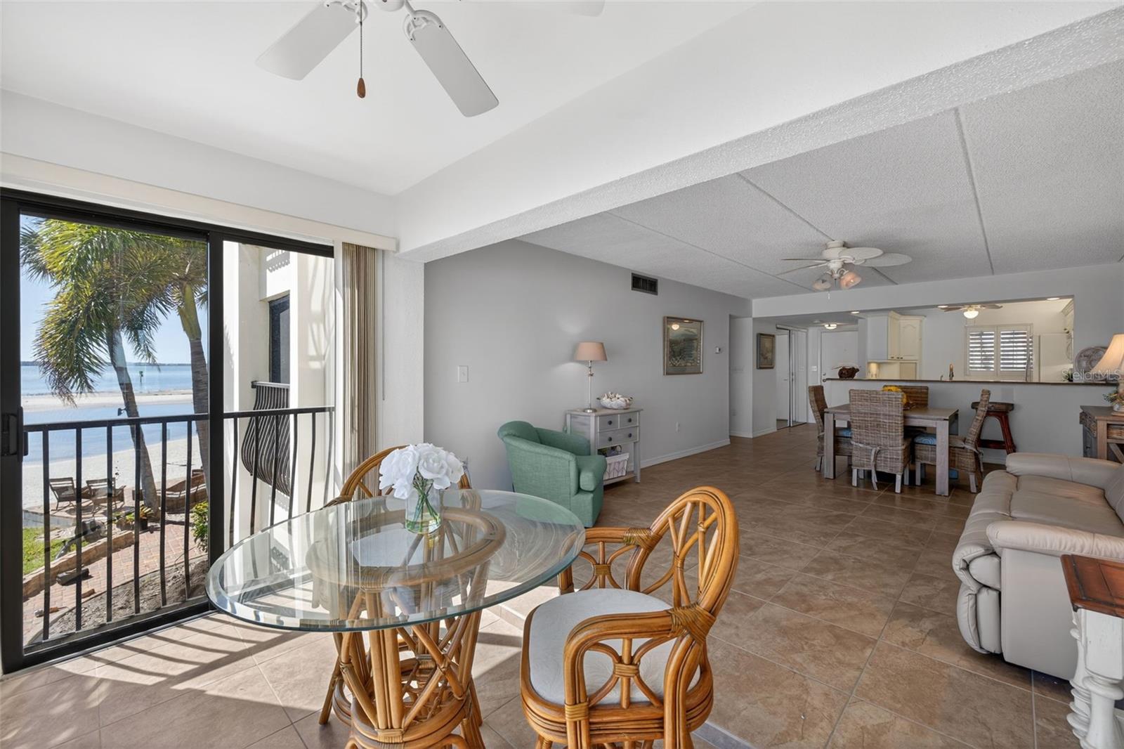 865 S GULFVIEW BLVD #207, CLEARWATER BEACH, FL, 33767