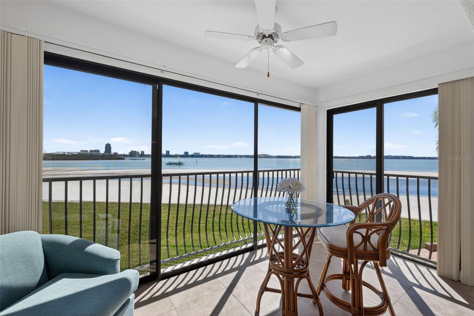 865 S GULFVIEW BLVD #207, CLEARWATER BEACH, FL, 33767