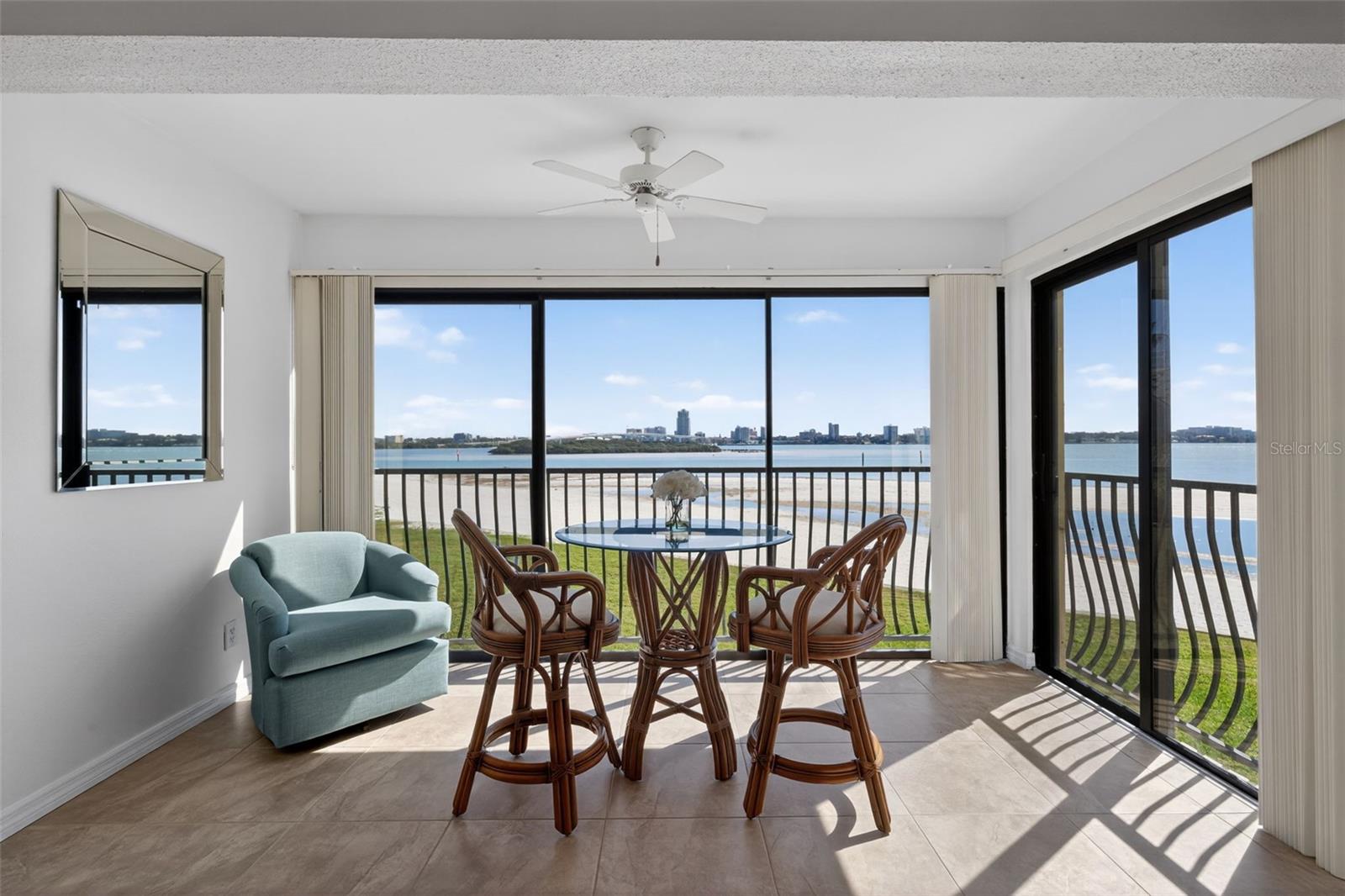 865 S GULFVIEW BLVD #207, CLEARWATER BEACH, FL, 33767