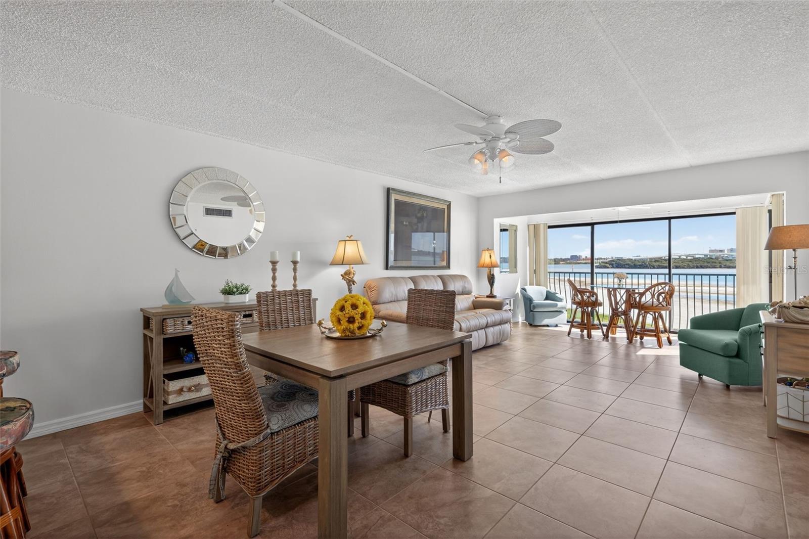 865 S GULFVIEW BLVD #207, CLEARWATER BEACH, FL, 33767