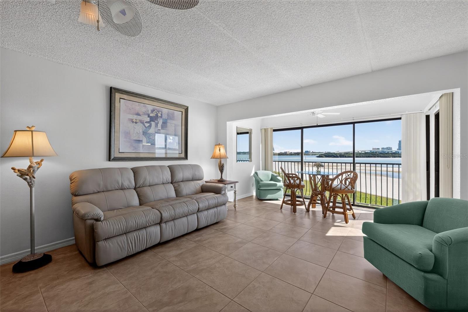 865 S GULFVIEW BLVD #207, CLEARWATER BEACH, FL, 33767
