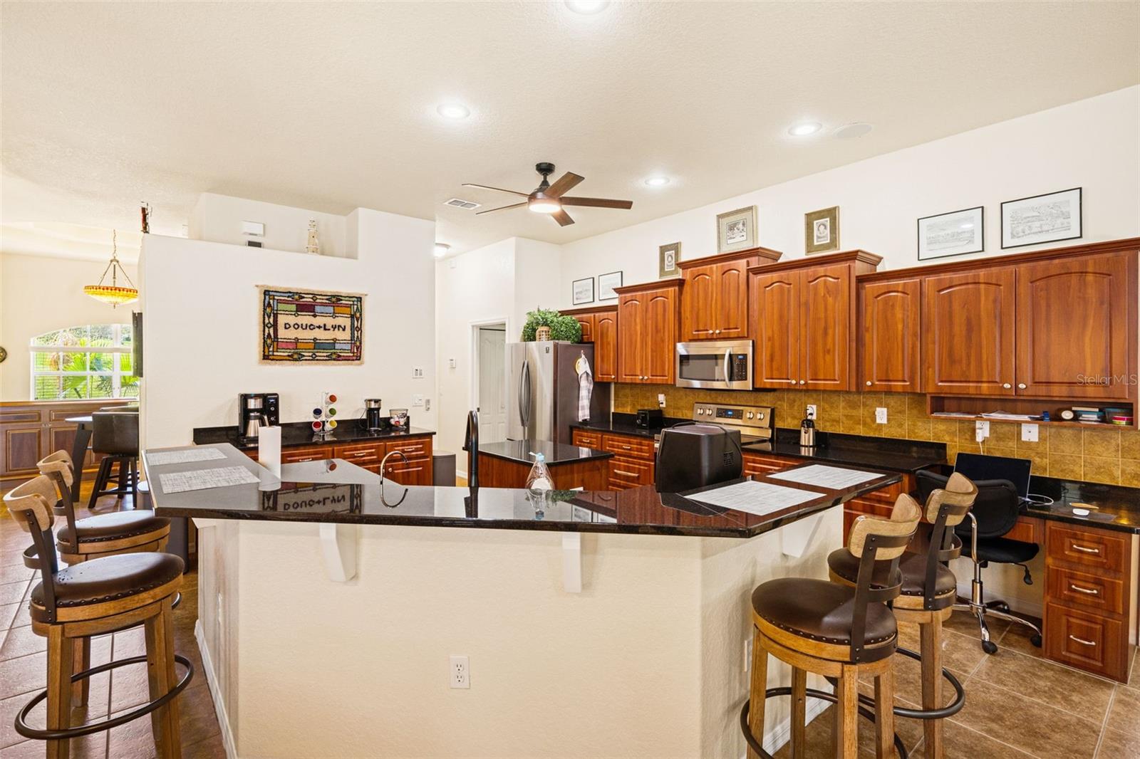 10288 RIDGE TOP LOOP, WEEKI WACHEE, FL, 34613