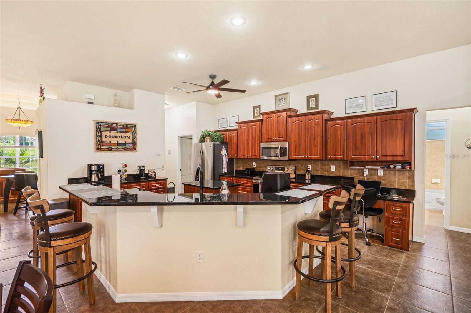 10288 RIDGE TOP LOOP, WEEKI WACHEE, FL, 34613