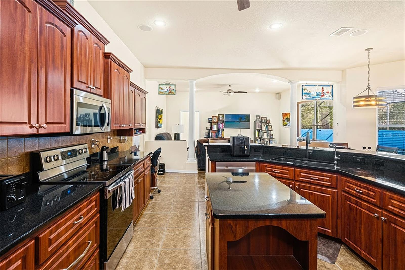 10288 RIDGE TOP LOOP, WEEKI WACHEE, FL, 34613