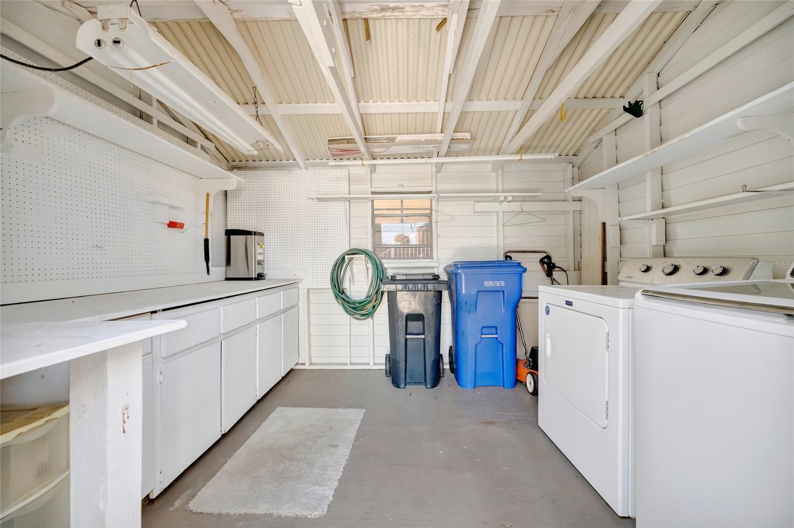 110 E SAINT LUCIA LOOP, APOLLO BEACH, FL, 33572