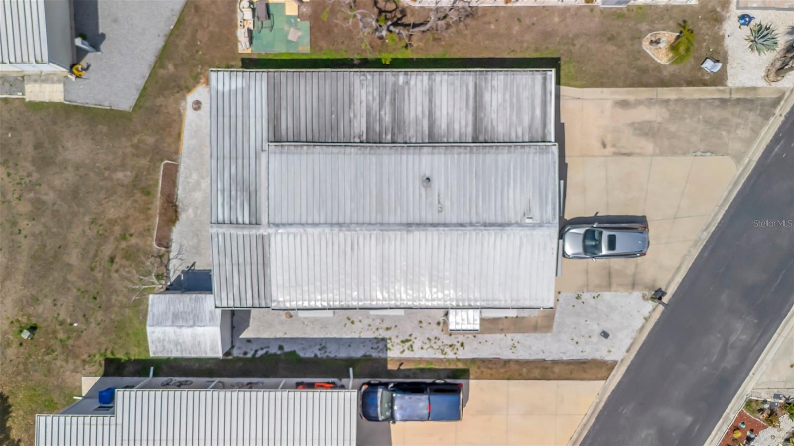 110 E SAINT LUCIA LOOP, APOLLO BEACH, FL, 33572