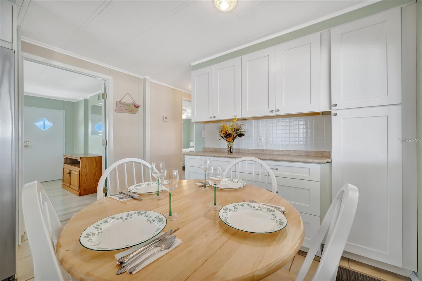 110 E SAINT LUCIA LOOP, APOLLO BEACH, FL, 33572