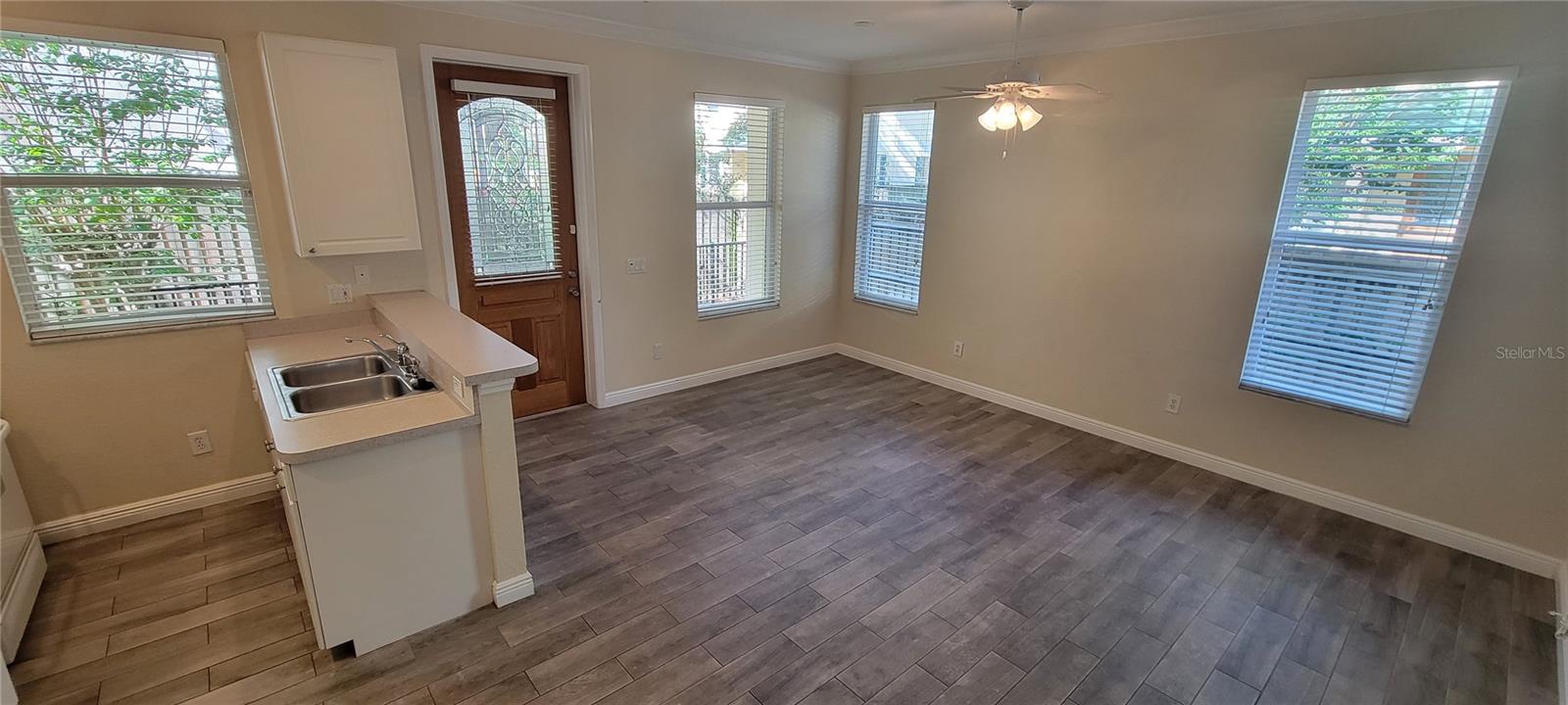 1112 ISLAMORADA LN, TAMPA, FL, 33606