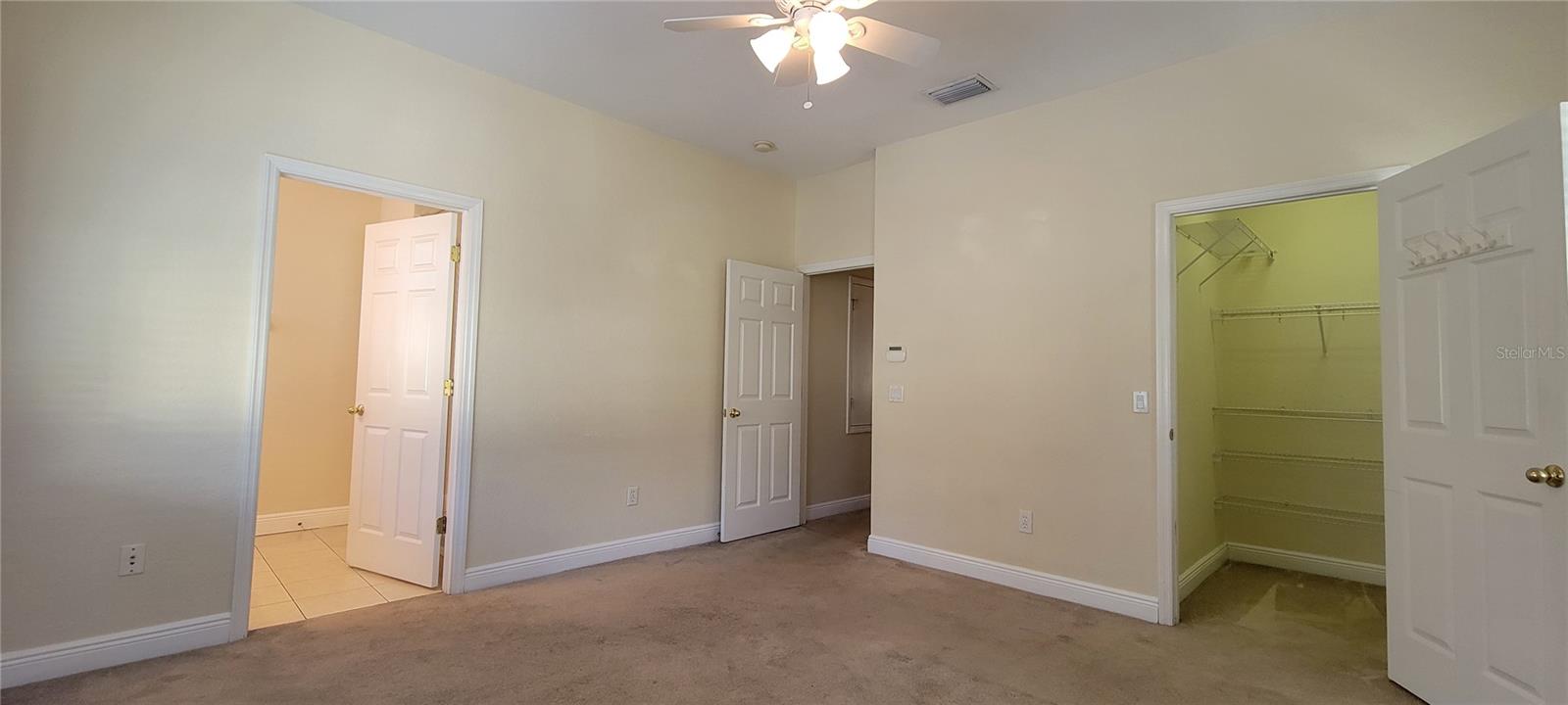 1112 ISLAMORADA LN, TAMPA, FL, 33606