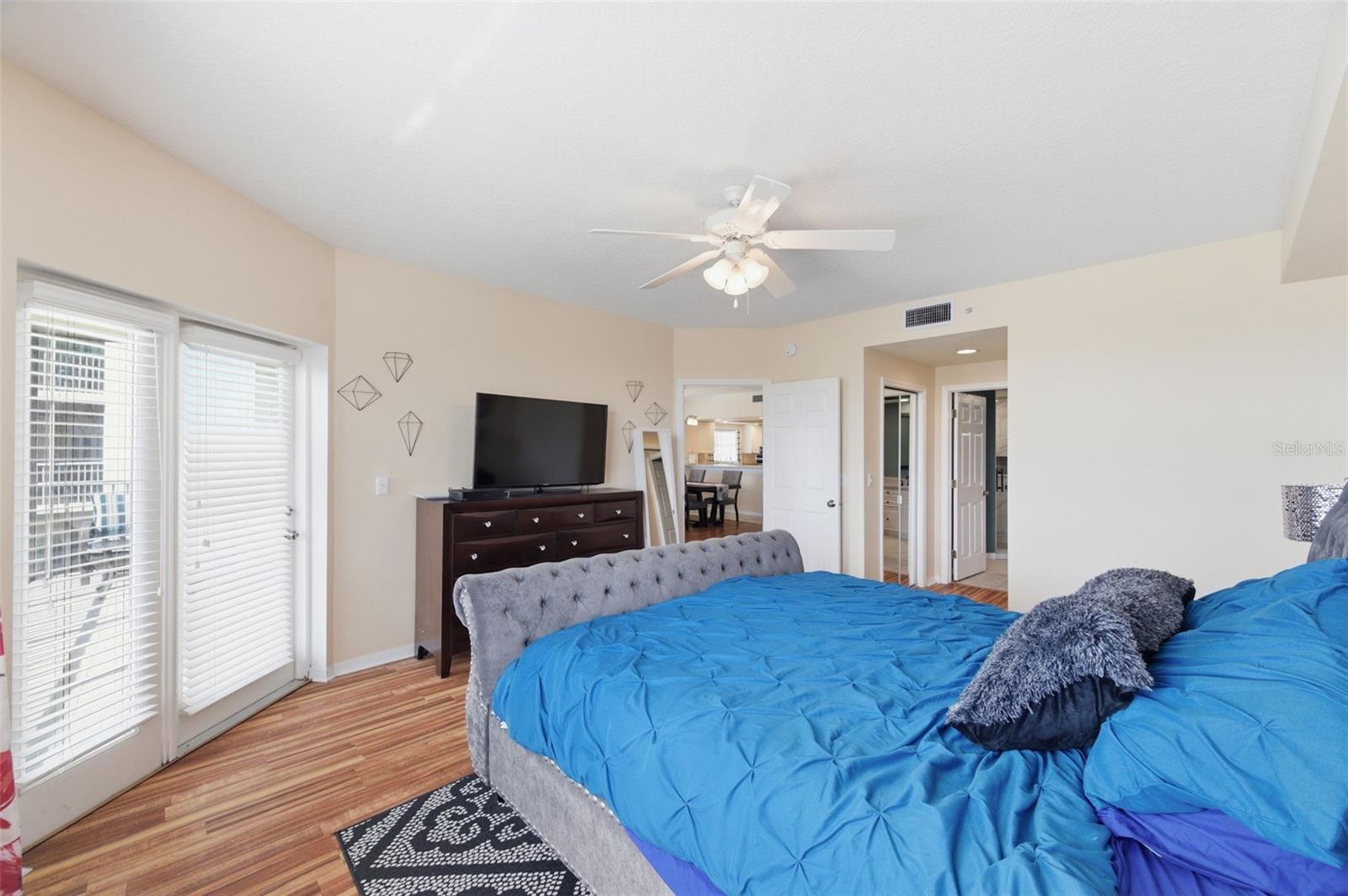 1200 COUNTRY CLUB DR #1206, LARGO, FL, 33771