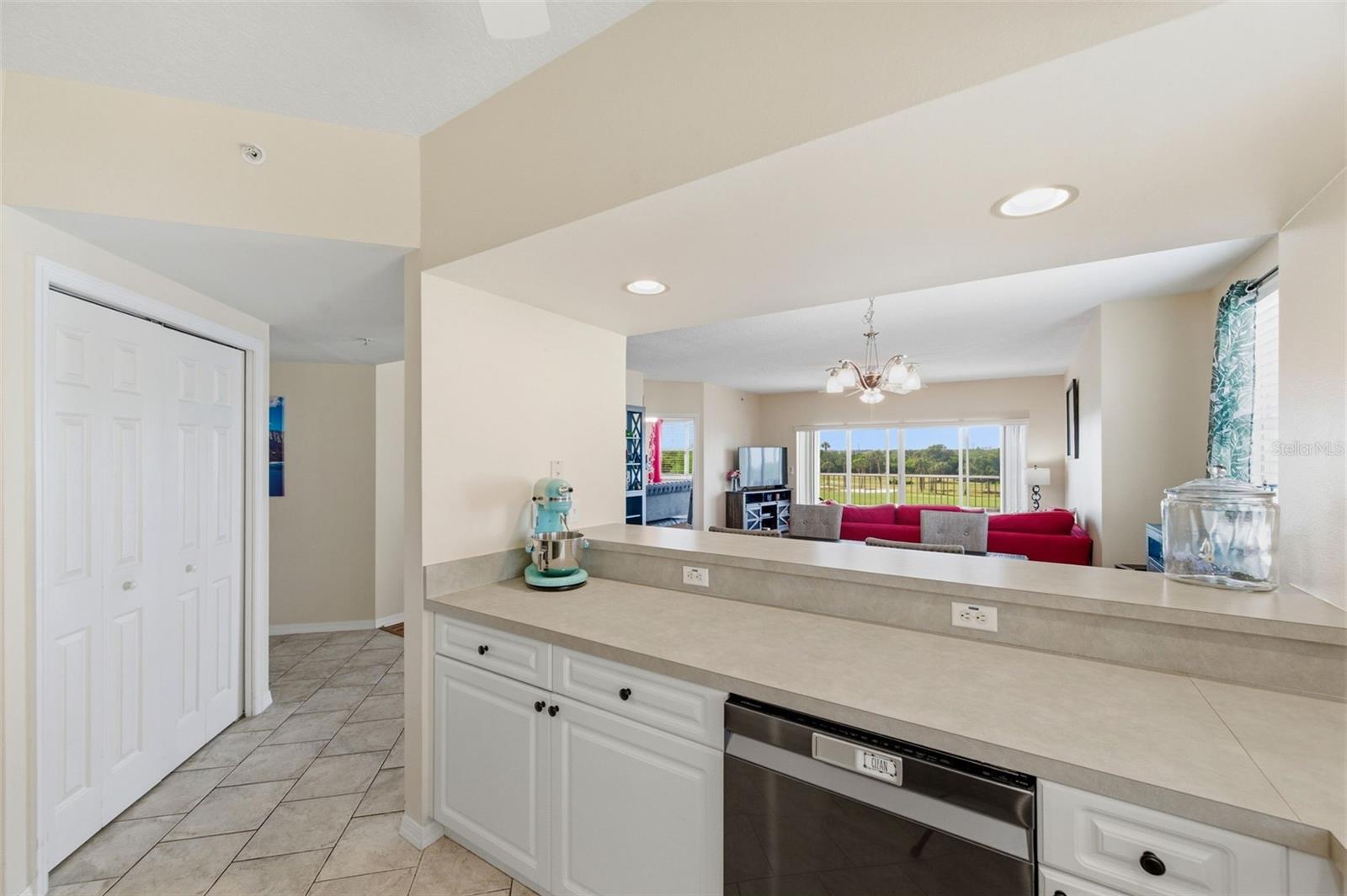 1200 COUNTRY CLUB DR #1206, LARGO, FL, 33771