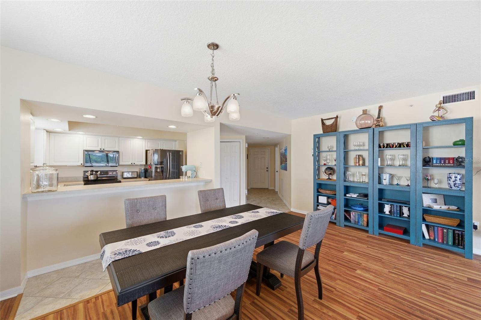 1200 COUNTRY CLUB DR #1206, LARGO, FL, 33771