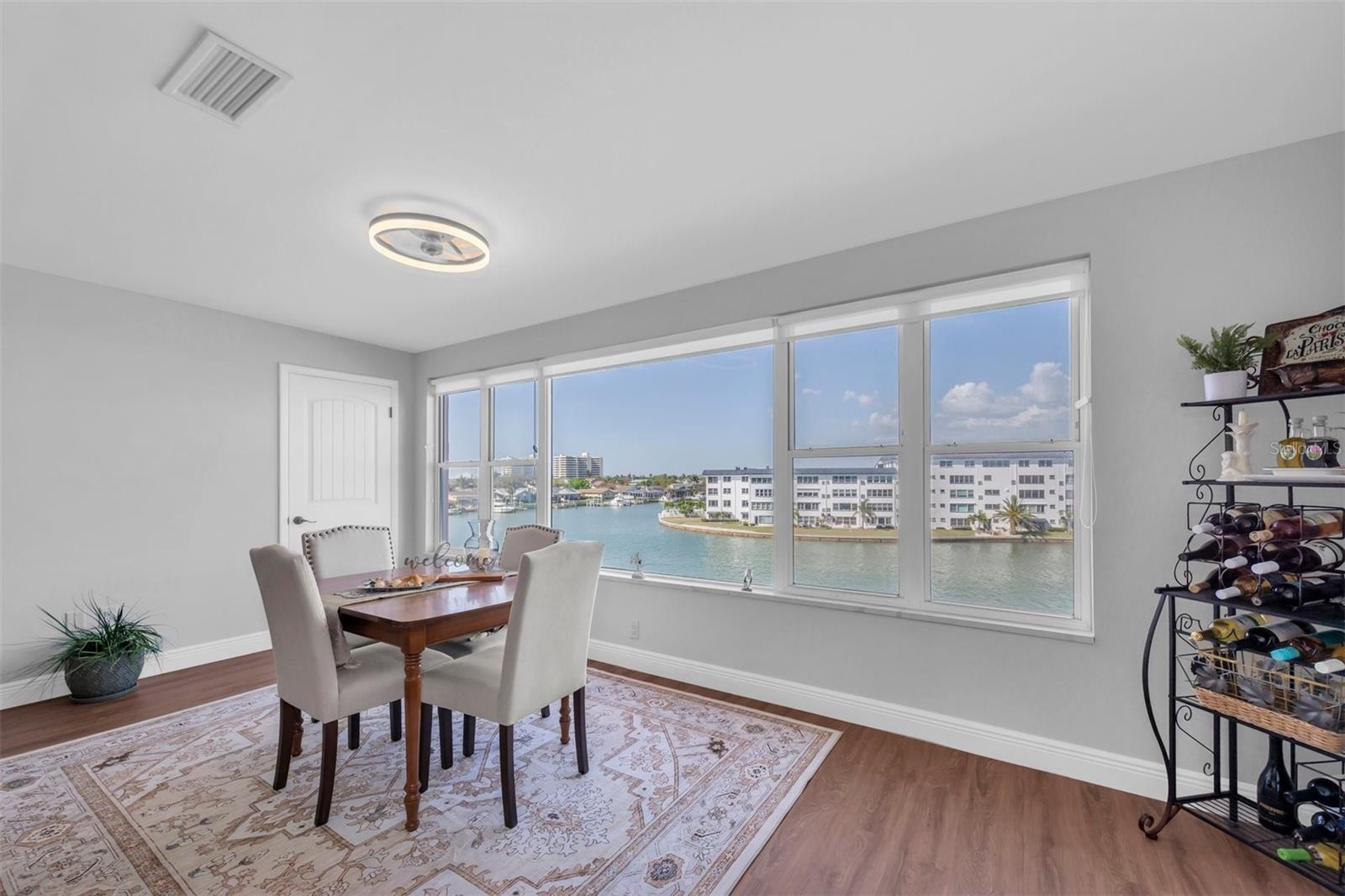 6025 SHORE BLVD S #405, GULFPORT, FL, 33707