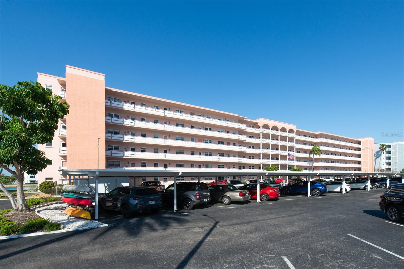 6025 SHORE BLVD S #405, GULFPORT, FL, 33707