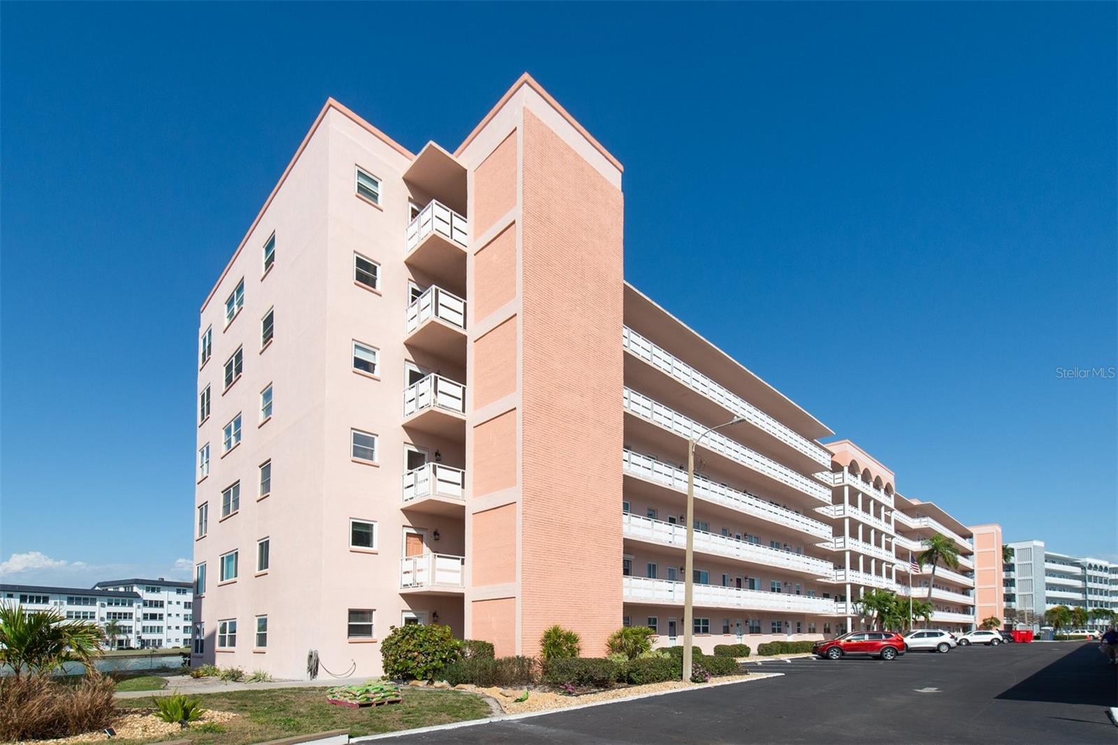 6025 SHORE BLVD S #405, GULFPORT, FL, 33707