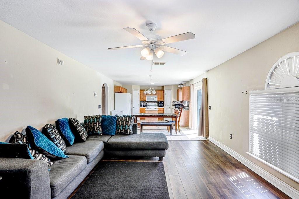 10004 CREEK BLUFF DR, RIVERVIEW, FL, 33578