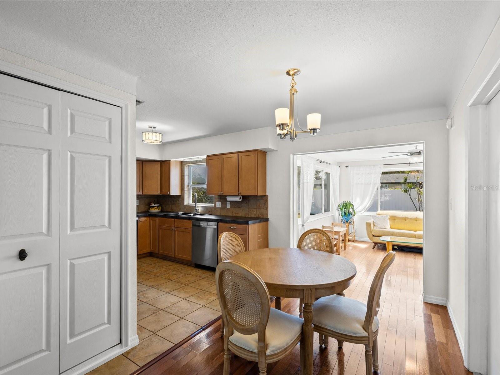 5330 26TH AVE N, ST PETERSBURG, FL, 33710