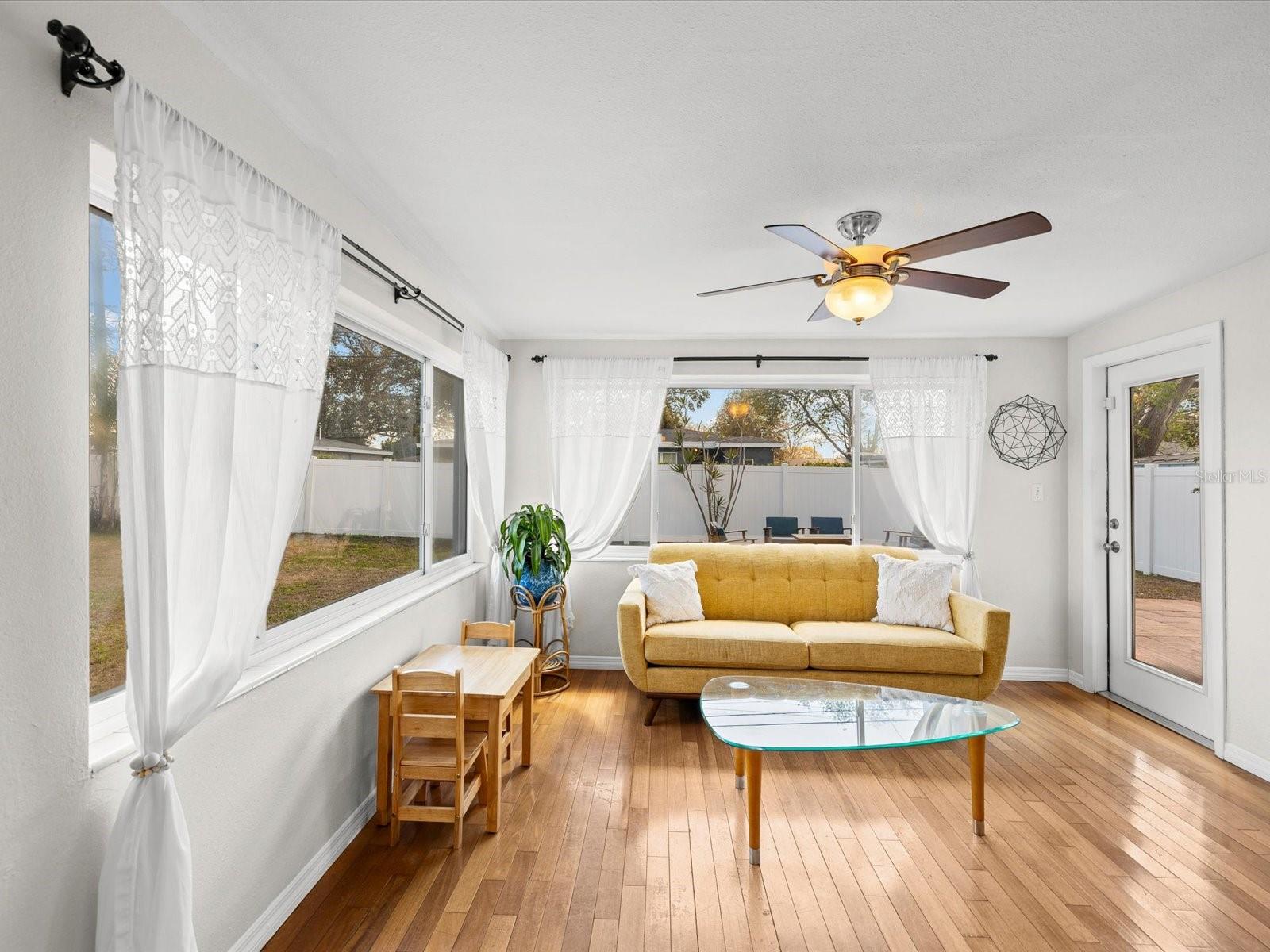 5330 26TH AVE N, ST PETERSBURG, FL, 33710