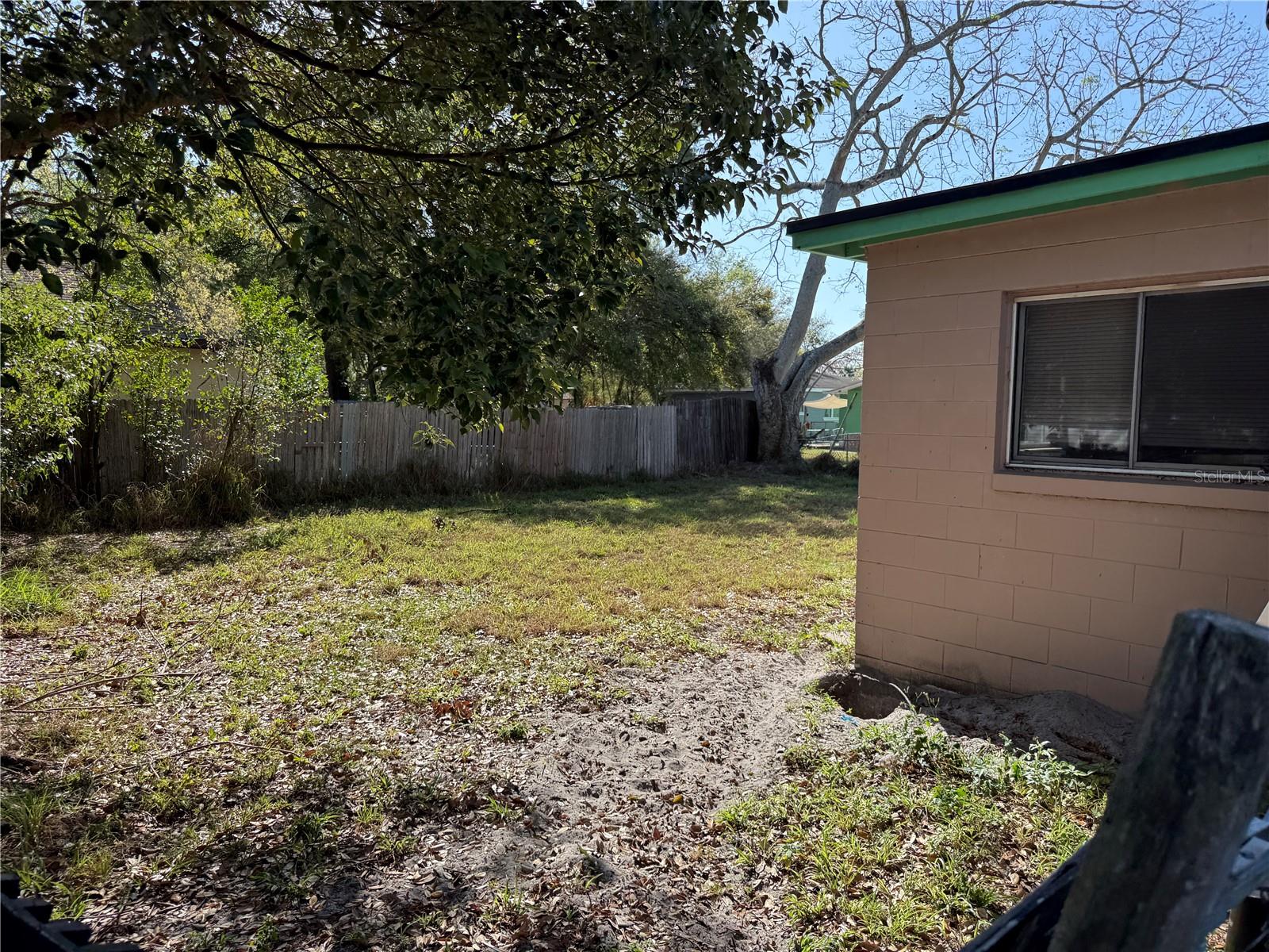 1523 AMAROS AVE, ORLANDO, FL, 32811