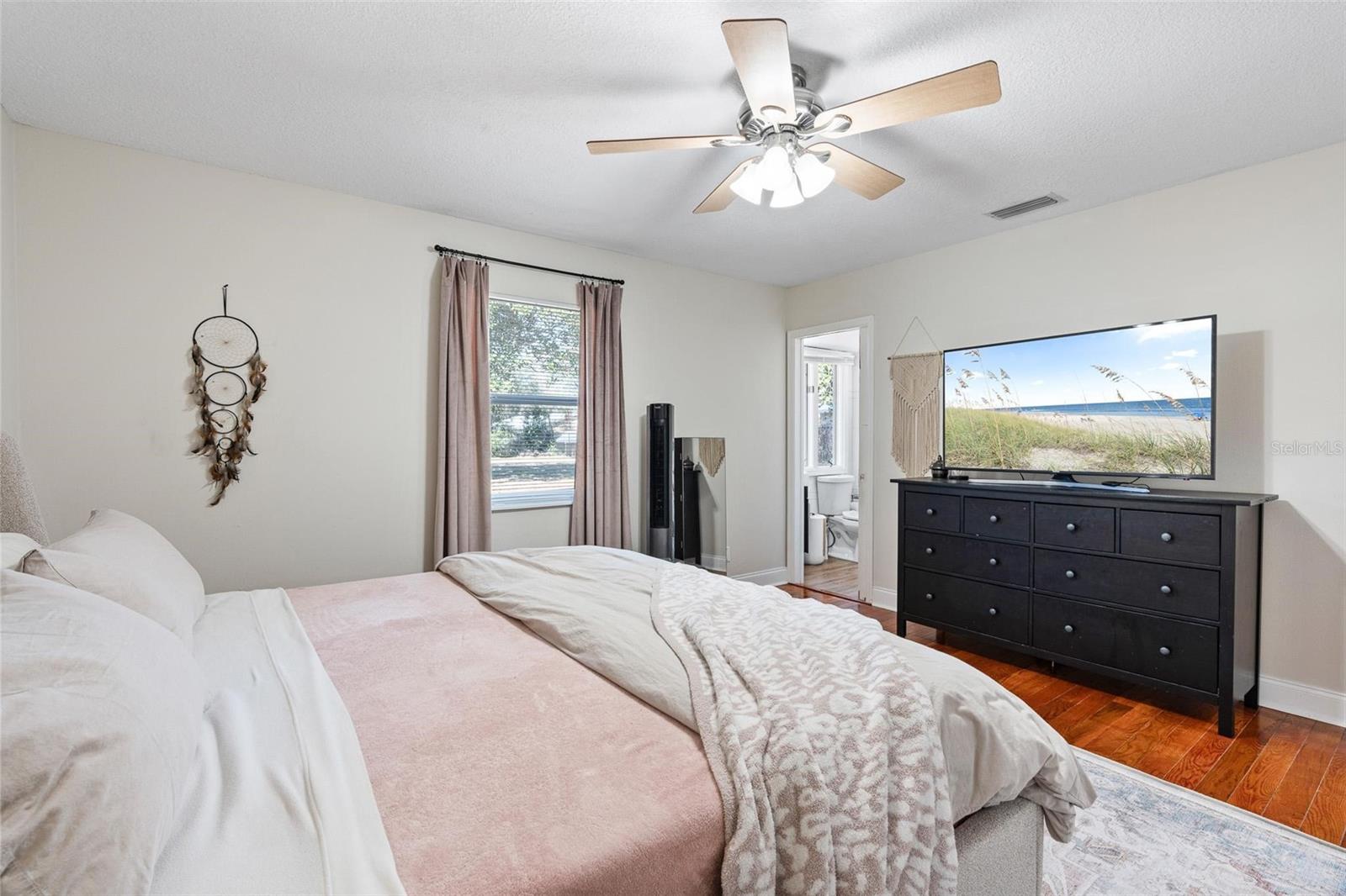 1380 2ND AVE, DELAND, FL, 32724