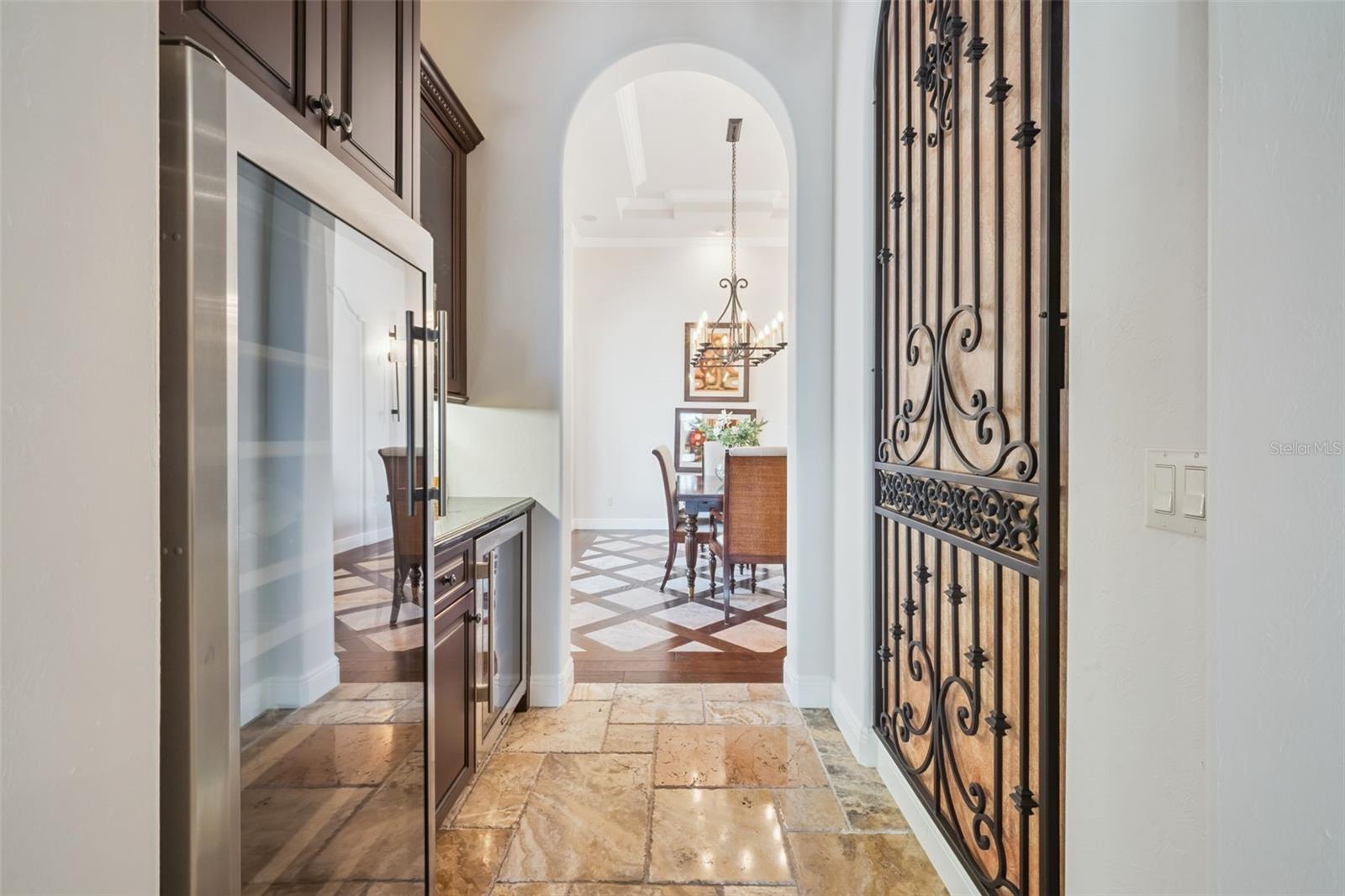 2018 CASTELLI BLVD, MOUNT DORA, FL, 32757