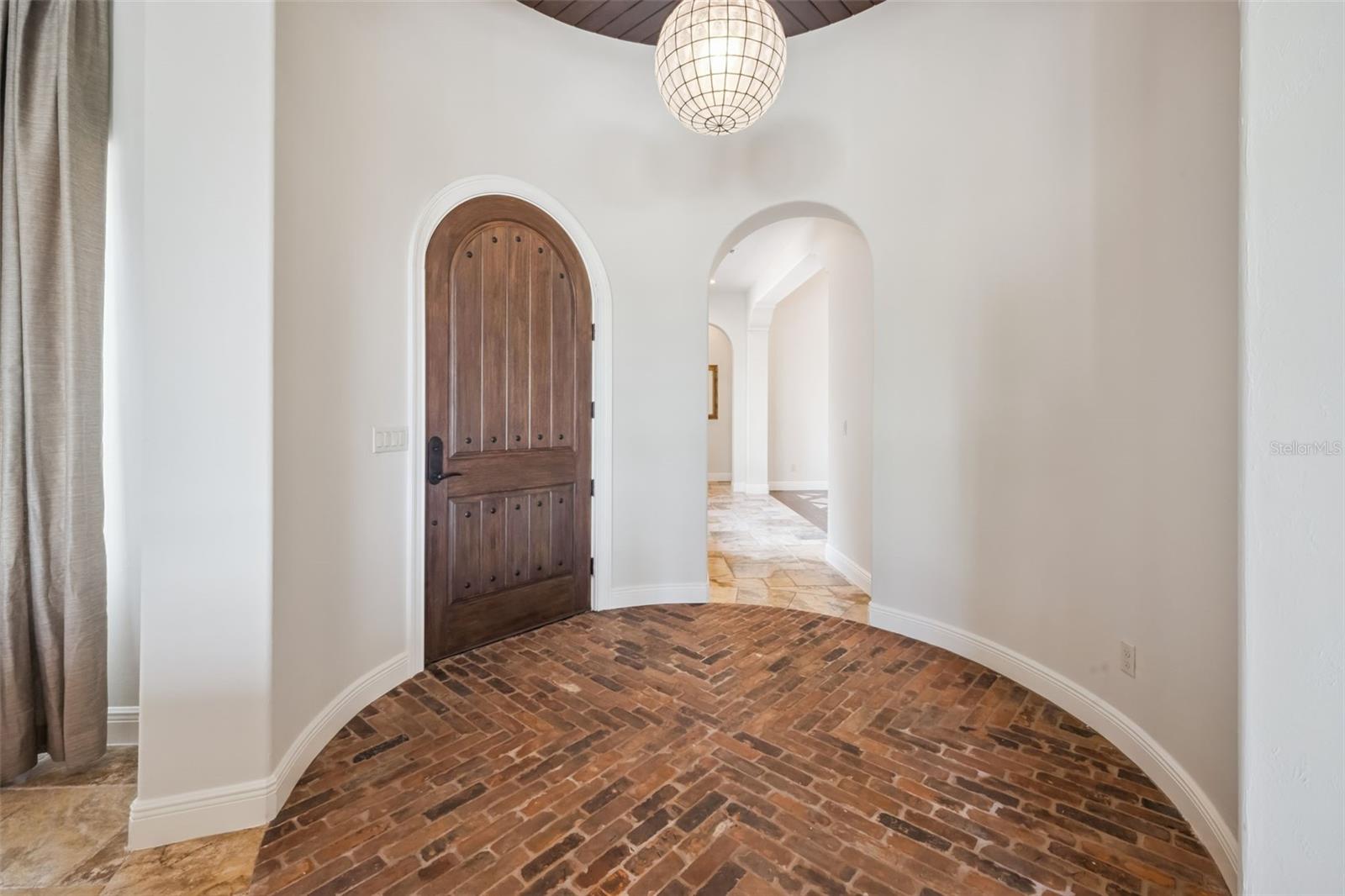 2018 CASTELLI BLVD, MOUNT DORA, FL, 32757