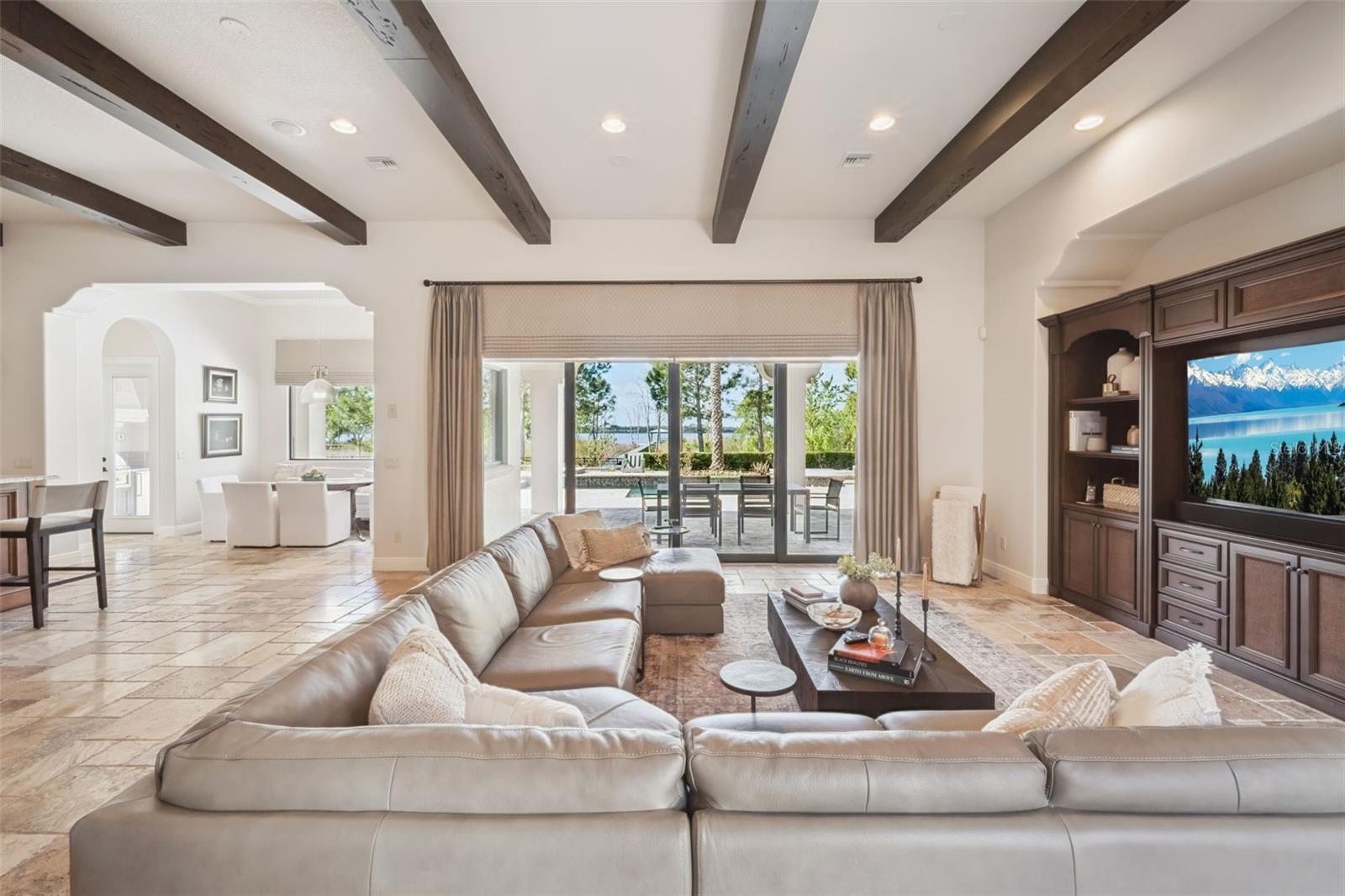 2018 CASTELLI BLVD, MOUNT DORA, FL, 32757