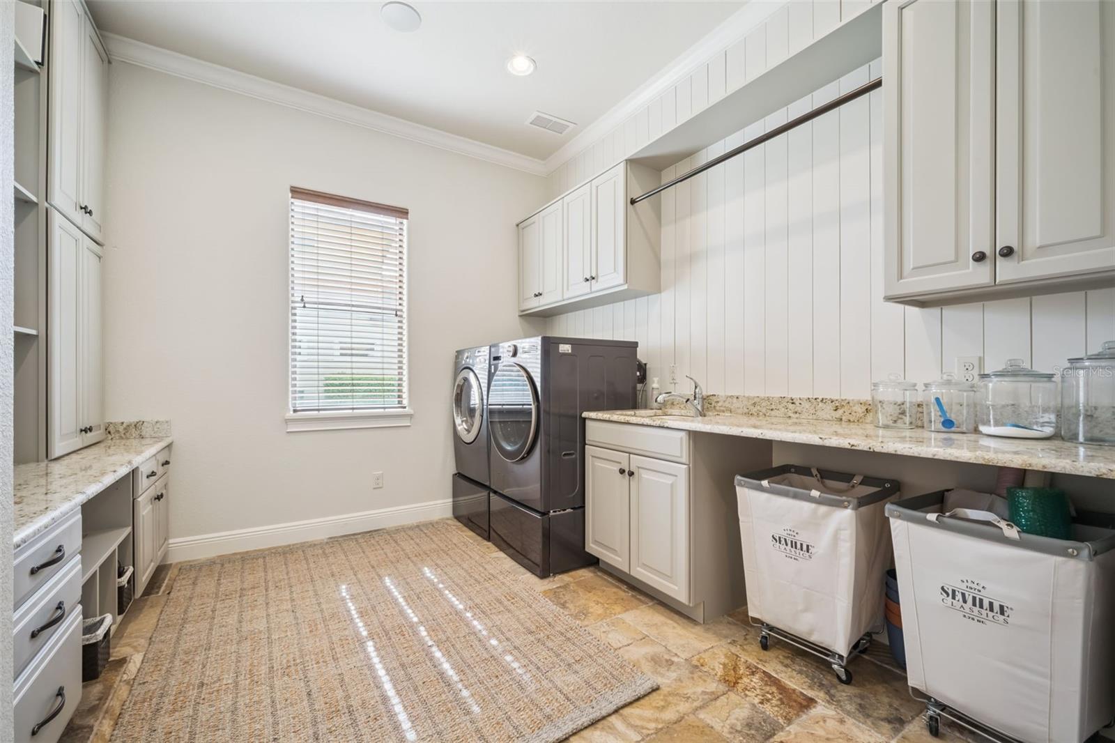 2018 CASTELLI BLVD, MOUNT DORA, FL, 32757