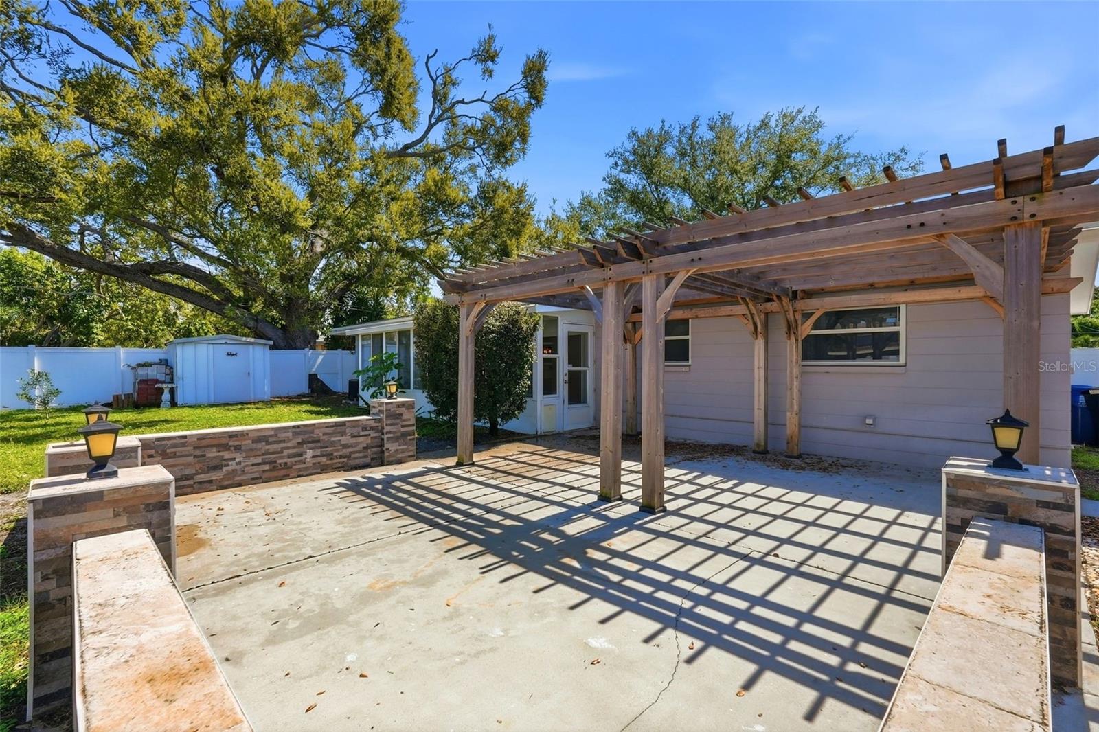2483 66TH TER S, ST PETERSBURG, FL, 33712