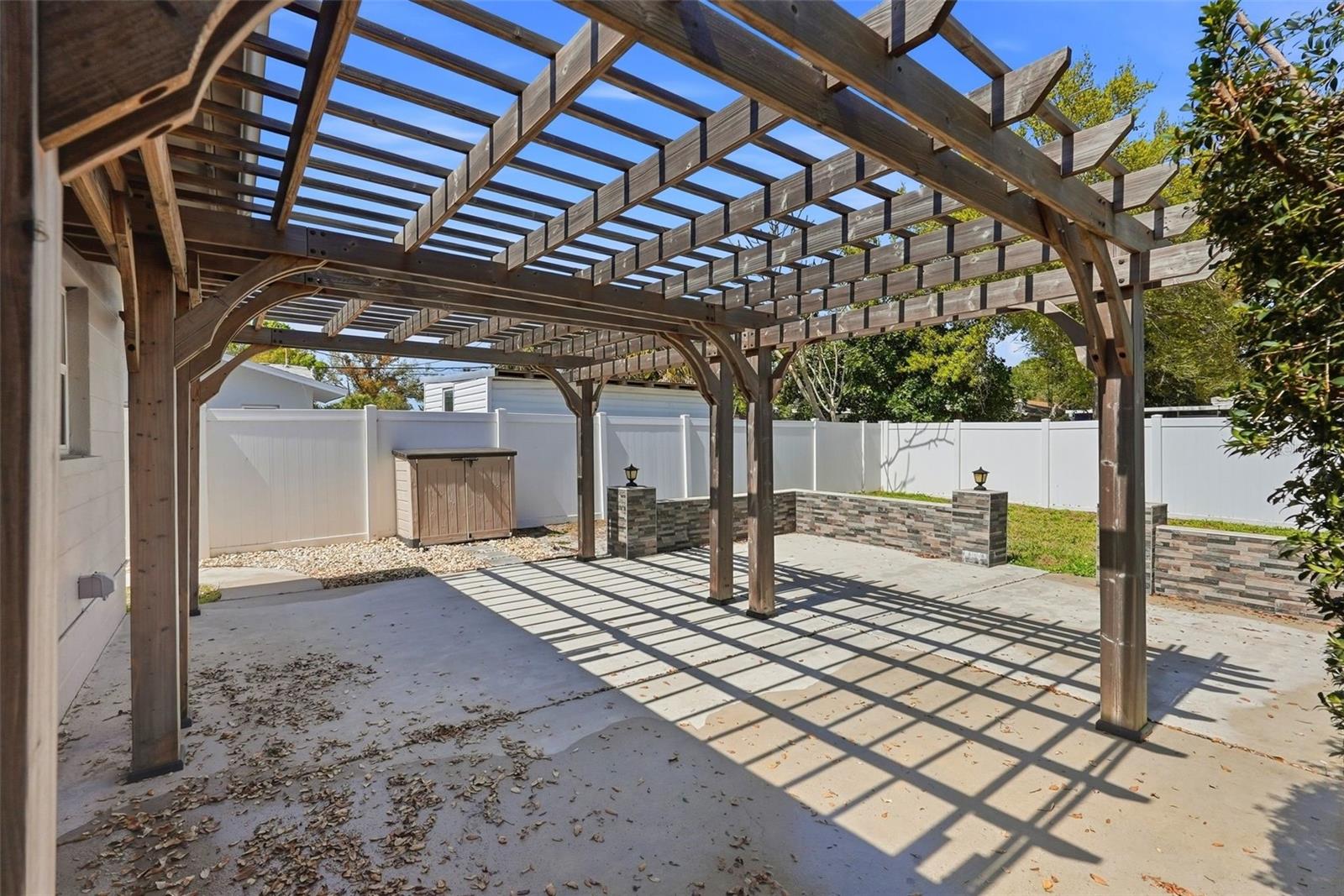 2483 66TH TER S, ST PETERSBURG, FL, 33712