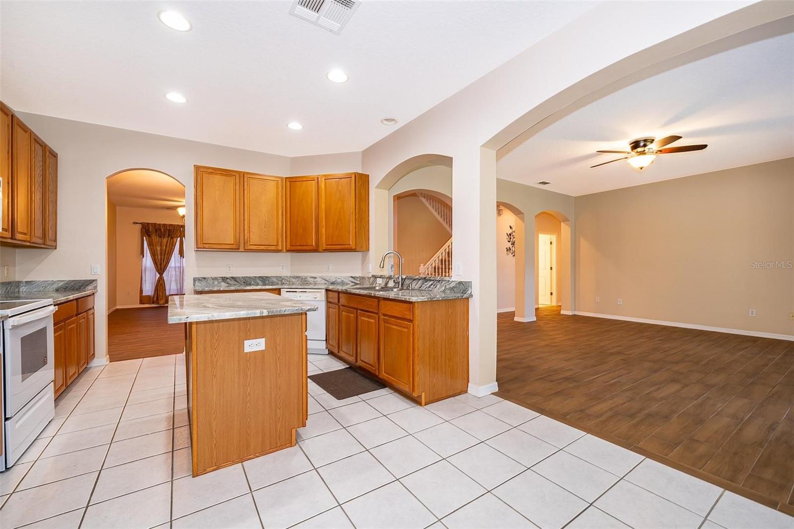 7263 WINDING LAKE CIR, OVIEDO, FL, 32765