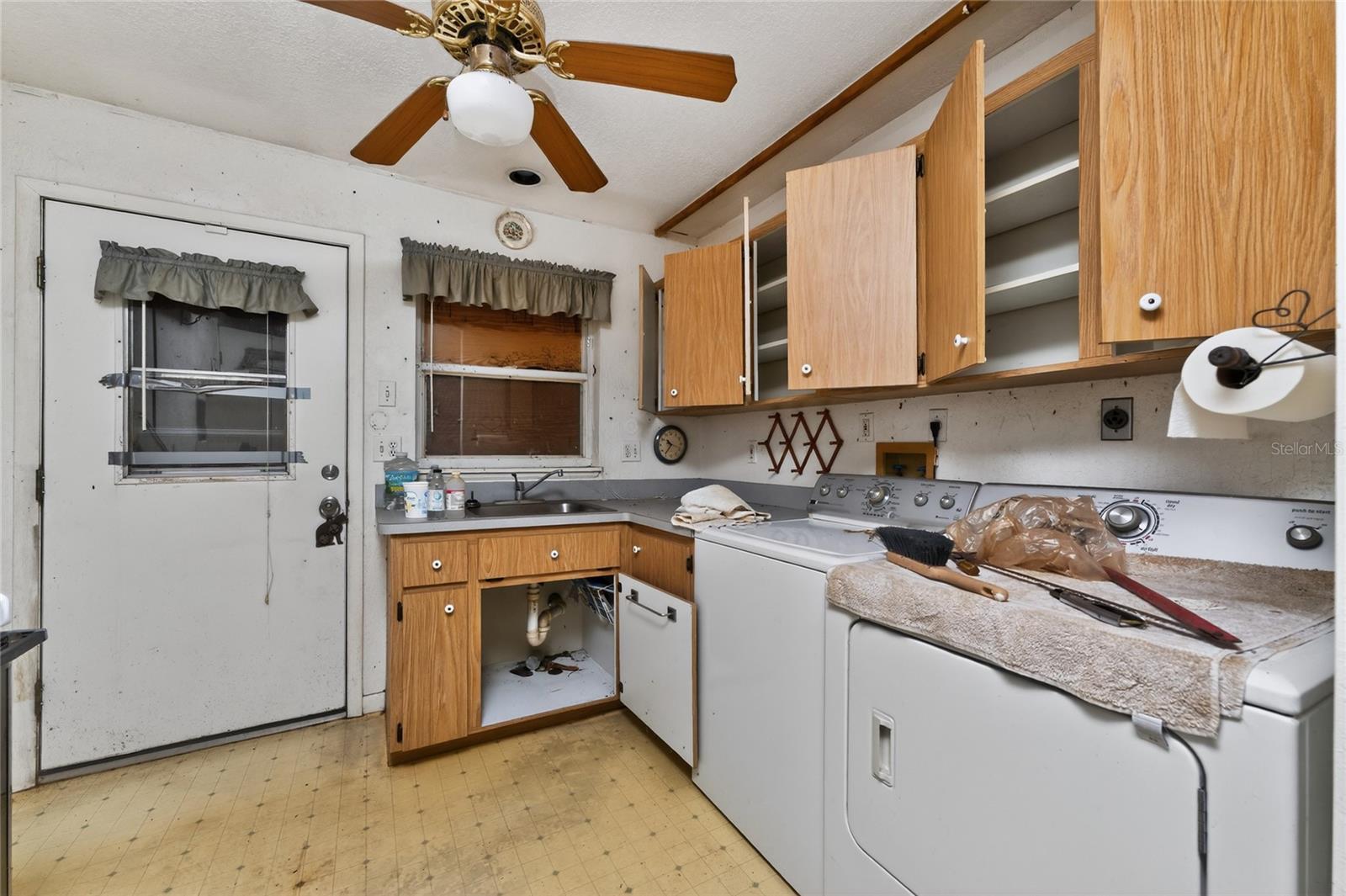 31840 WASHINGTON LOOP RD, PUNTA GORDA, FL, 33982