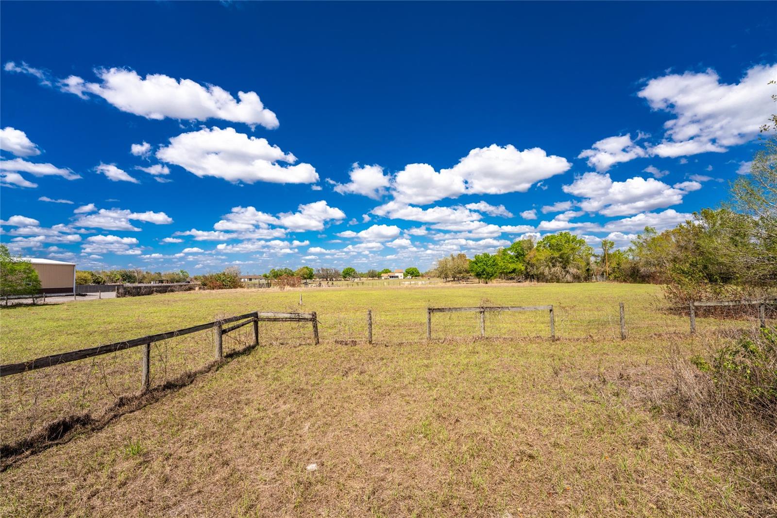 31840 WASHINGTON LOOP RD, PUNTA GORDA, FL, 33982