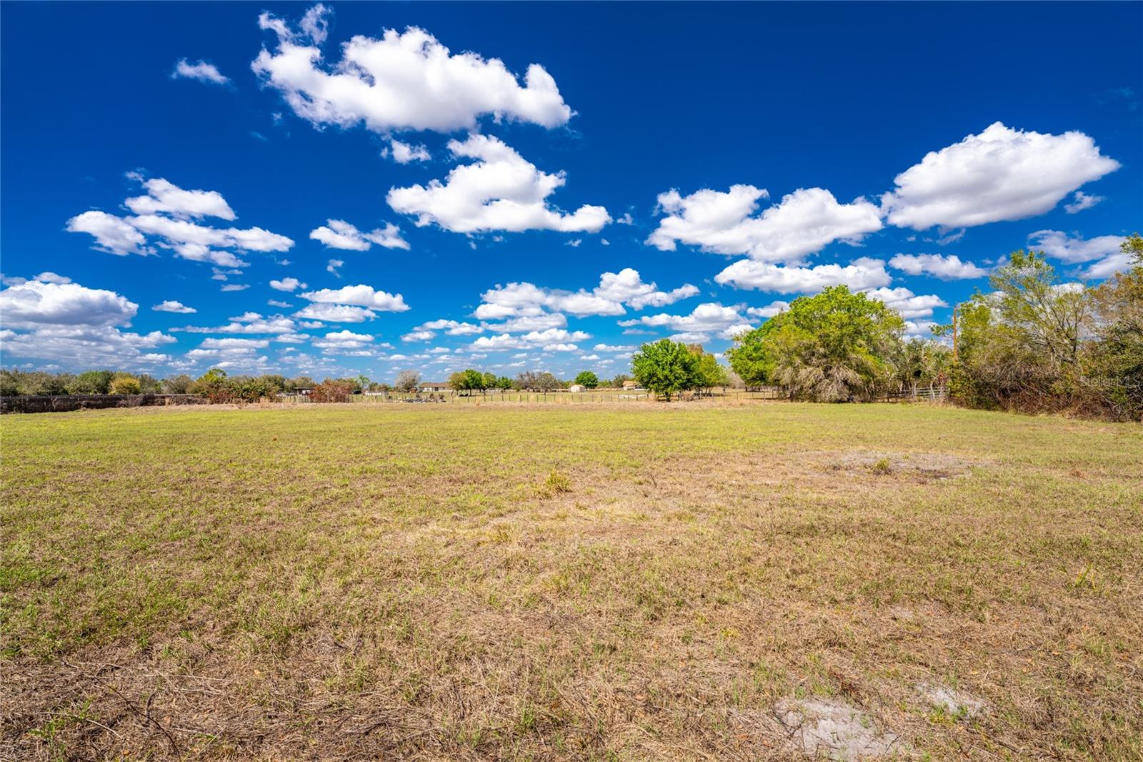 31840 WASHINGTON LOOP RD, PUNTA GORDA, FL, 33982