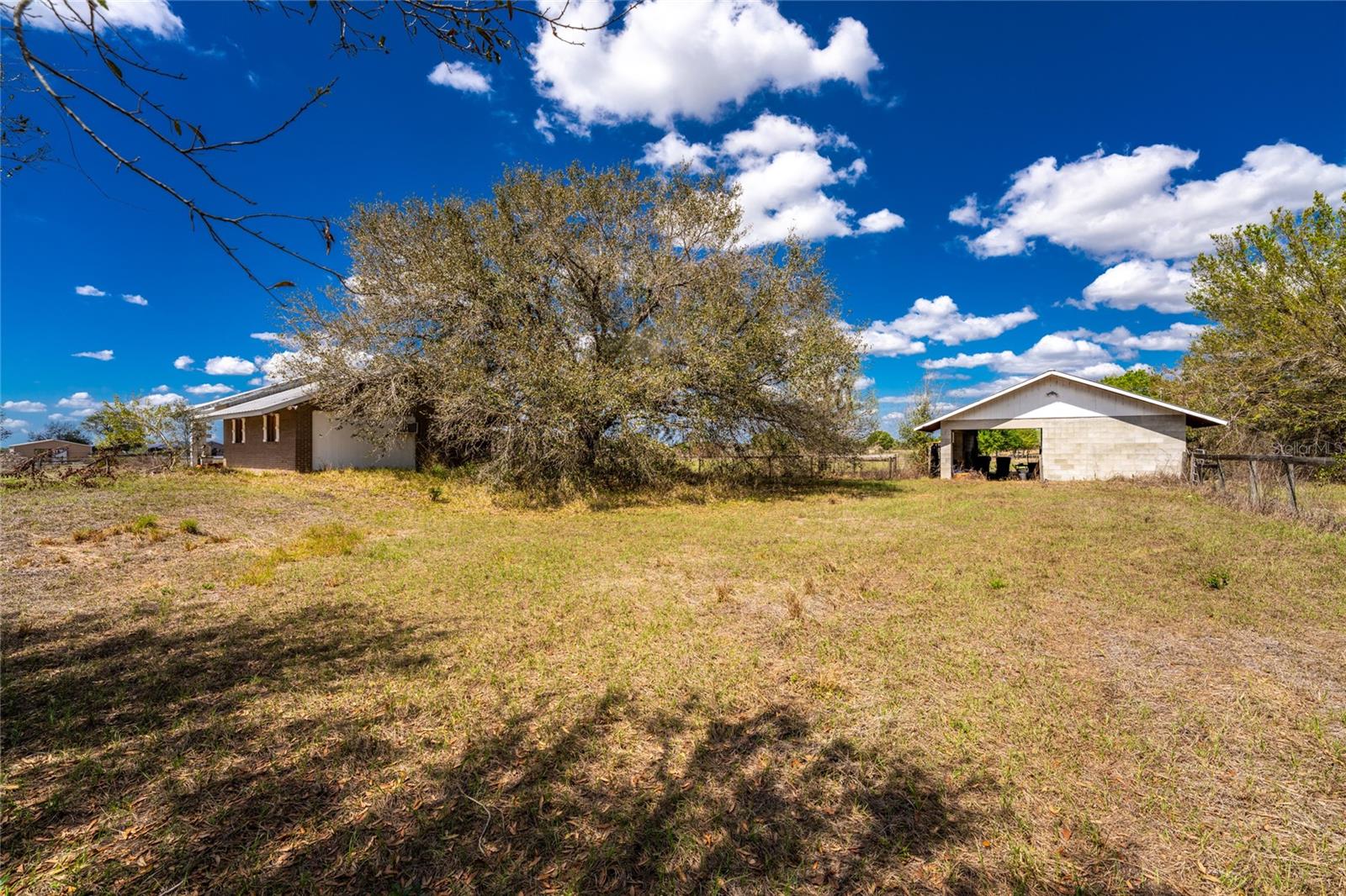 31840 WASHINGTON LOOP RD, PUNTA GORDA, FL, 33982