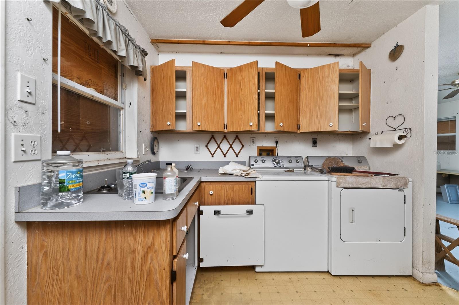 31840 WASHINGTON LOOP RD, PUNTA GORDA, FL, 33982