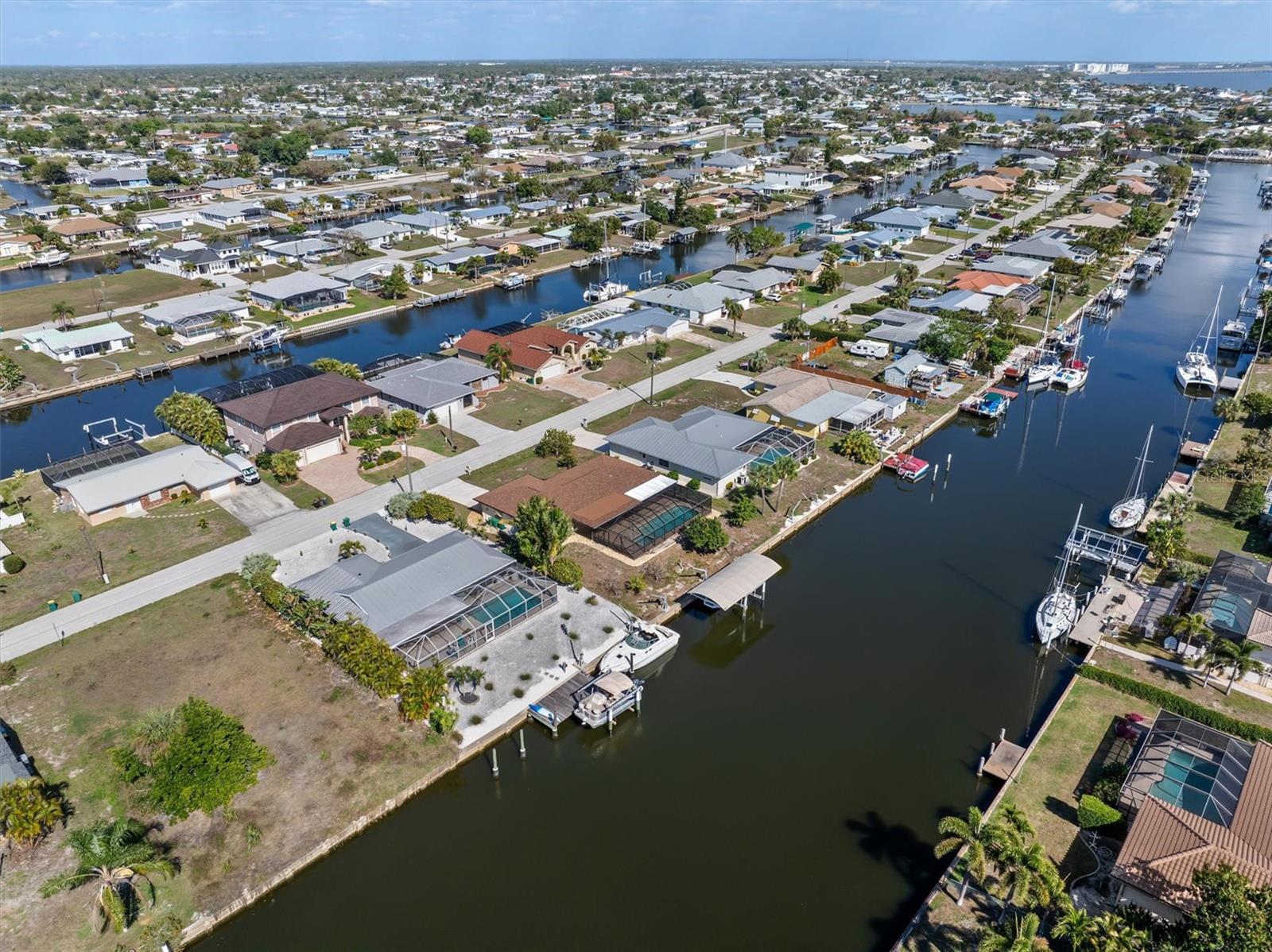 109 PECKHAM ST SE, PORT CHARLOTTE, FL, 33952
