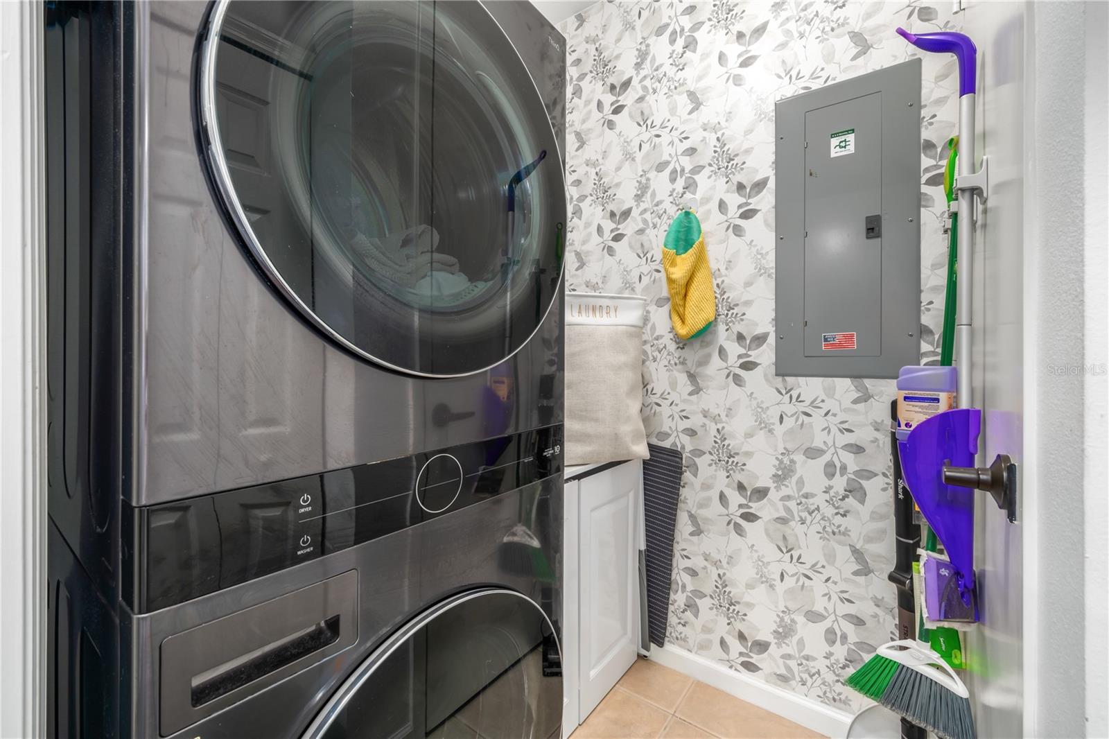 4392 WARDELL PL #102, ORLANDO, FL, 32814