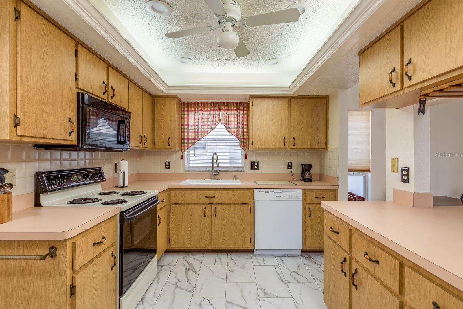 752 BRITTANY PARK BLVD, TARPON SPRINGS, FL, 34689