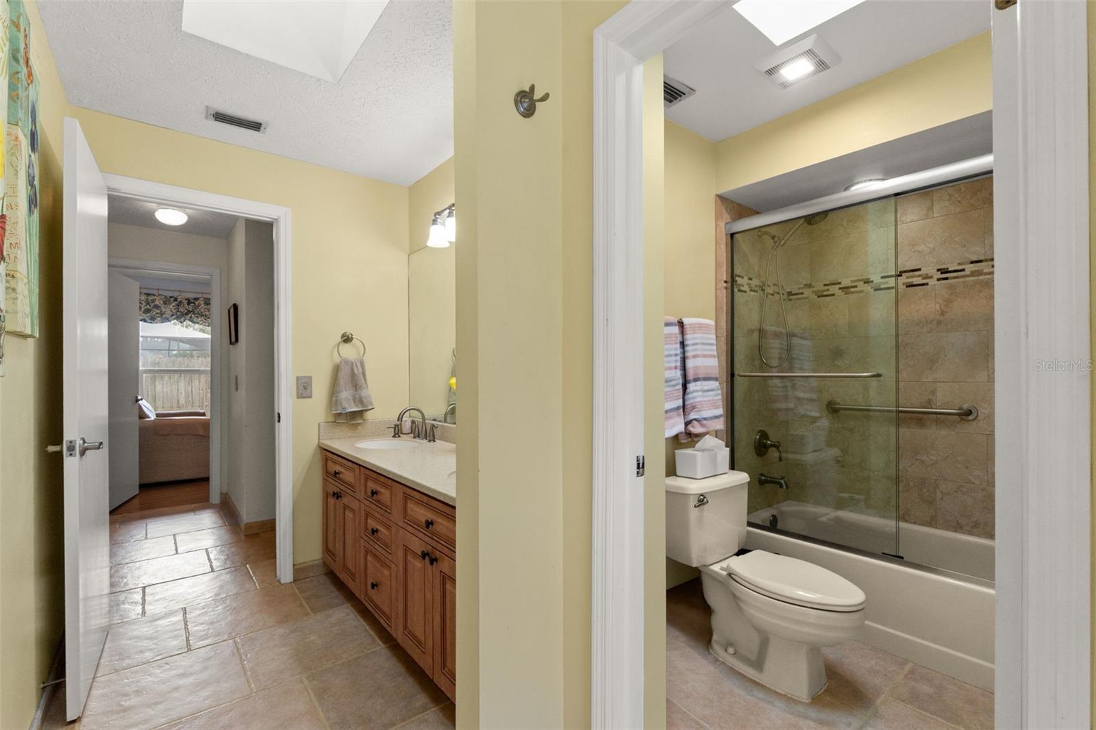 2803 CORRIE WAY, TAMPA, FL, 33618