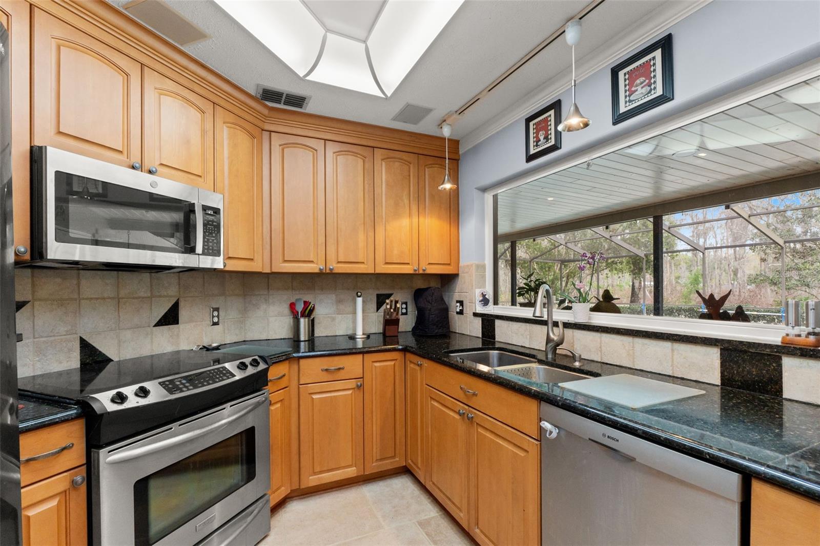 2803 CORRIE WAY, TAMPA, FL, 33618